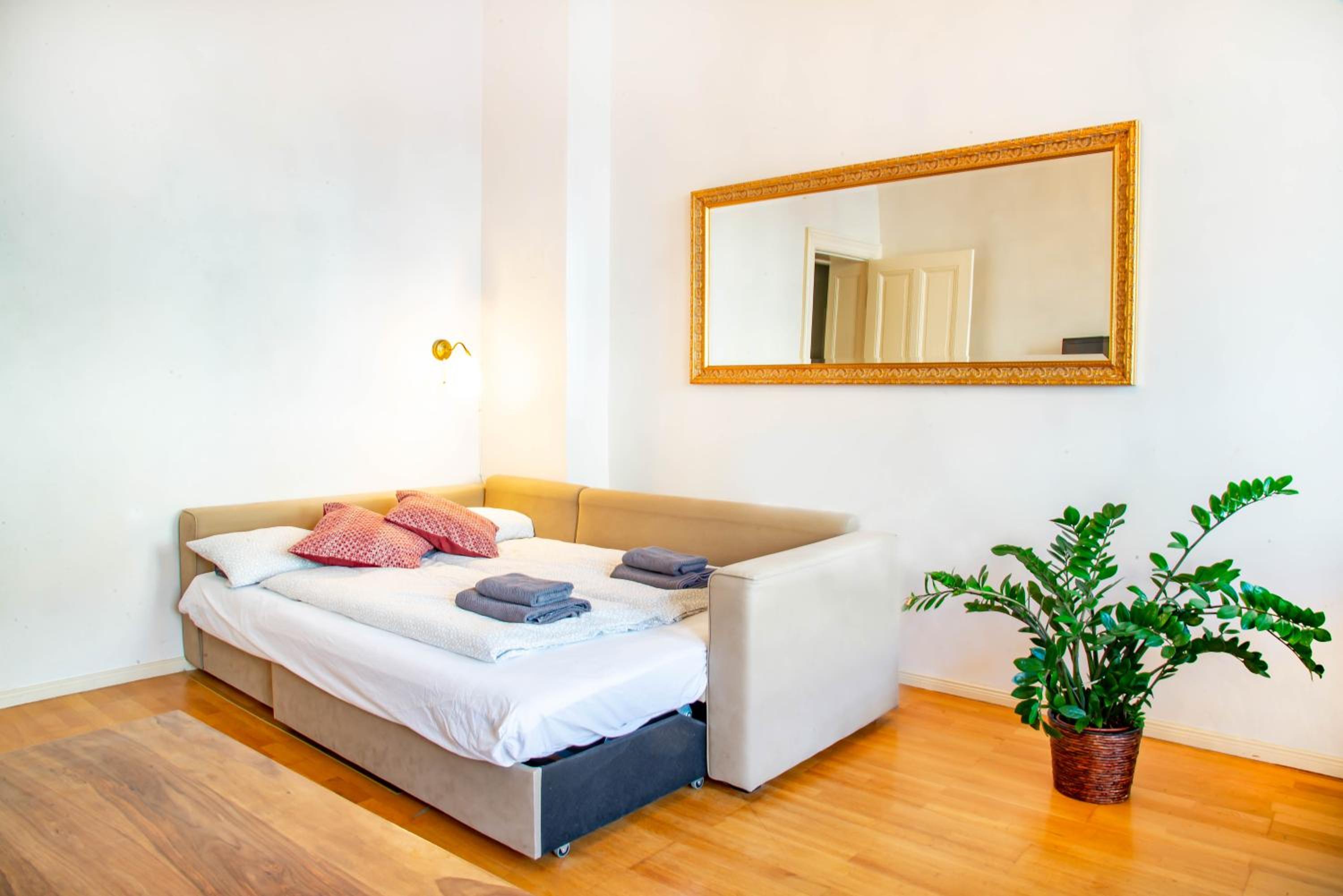 Apartment Winsstr. 68