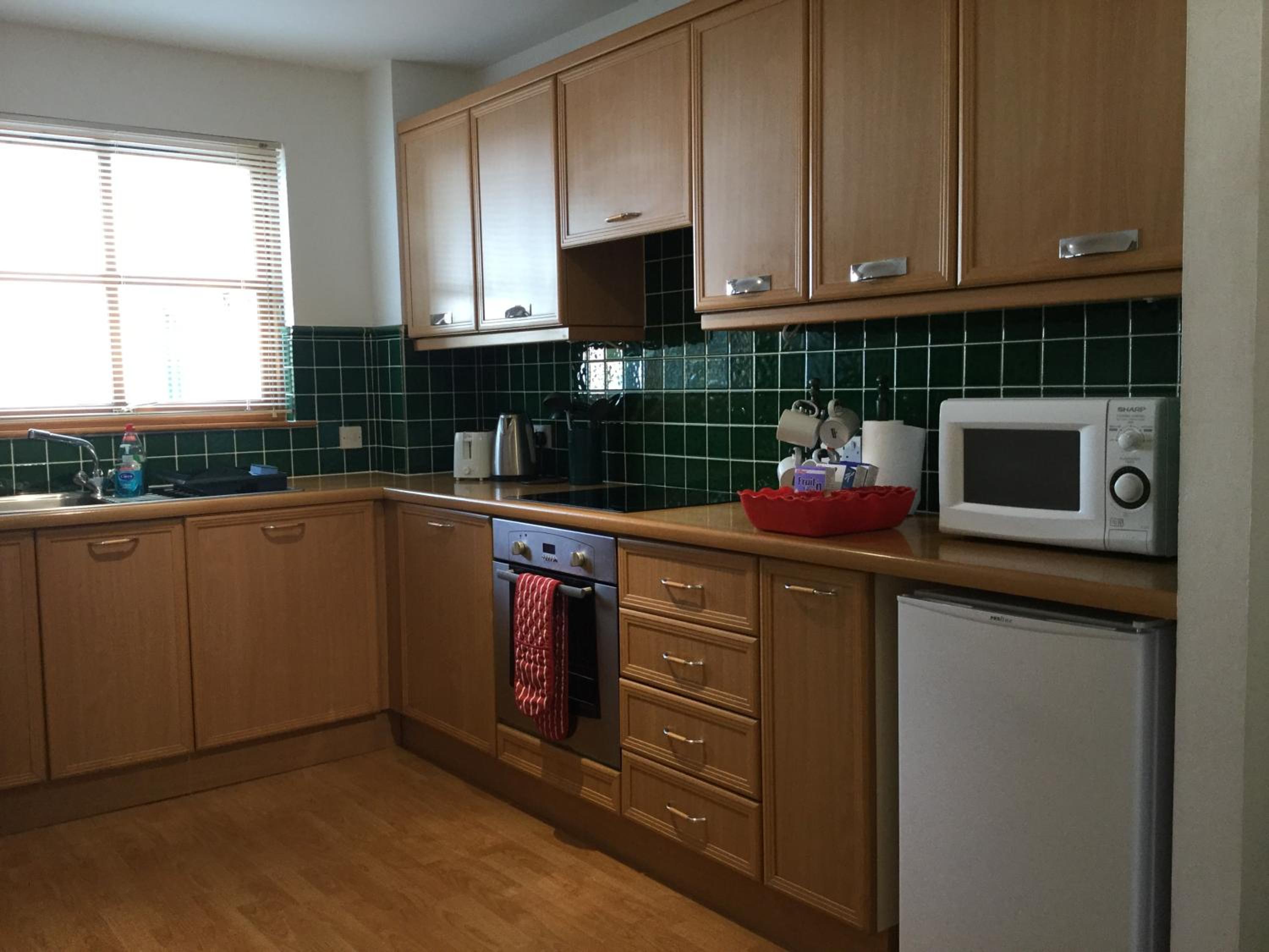 Two-Bedroom Apartment - Golf View Free Parking
