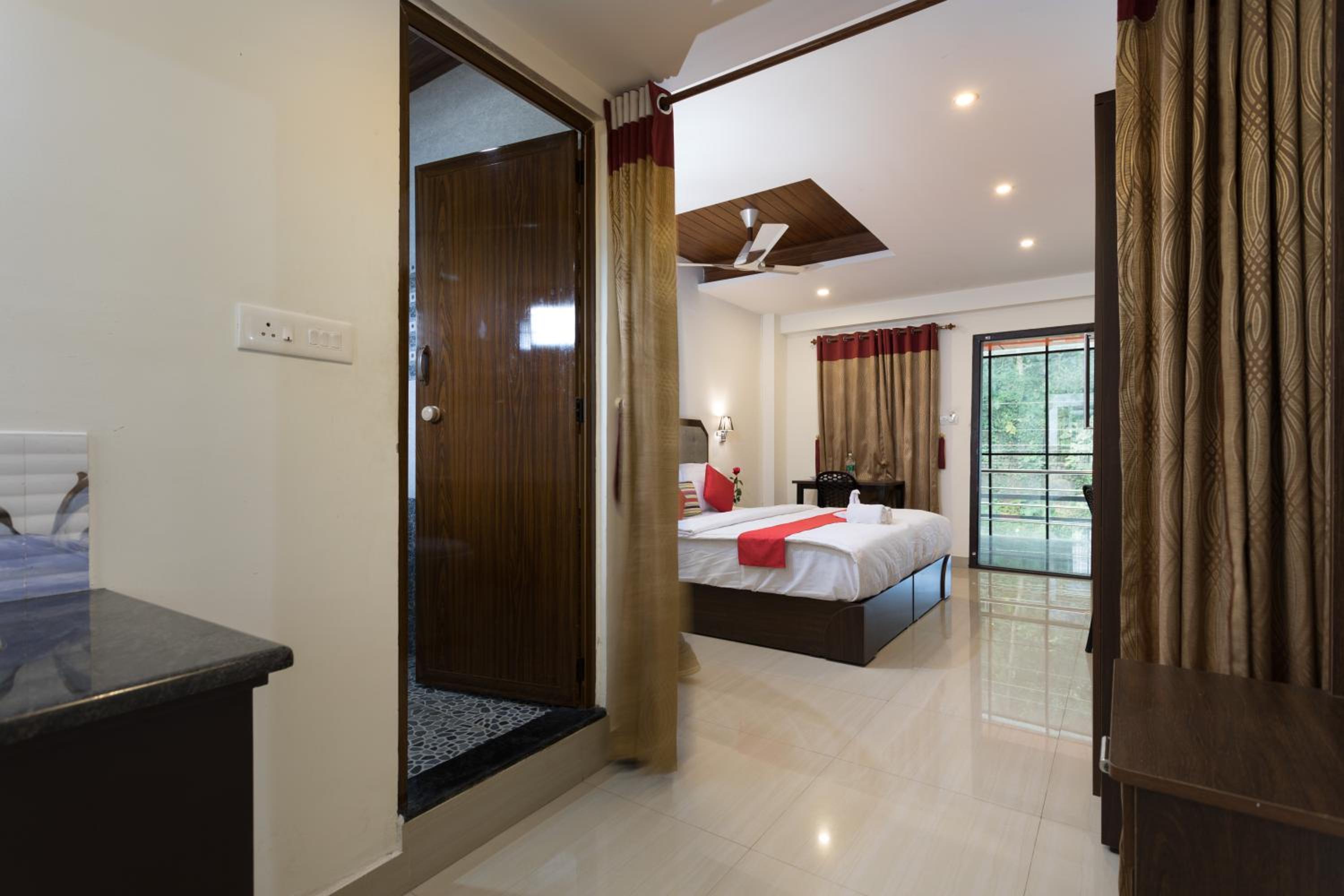 Thekkady Vacations - Enroute Thekkady - Property Image 4