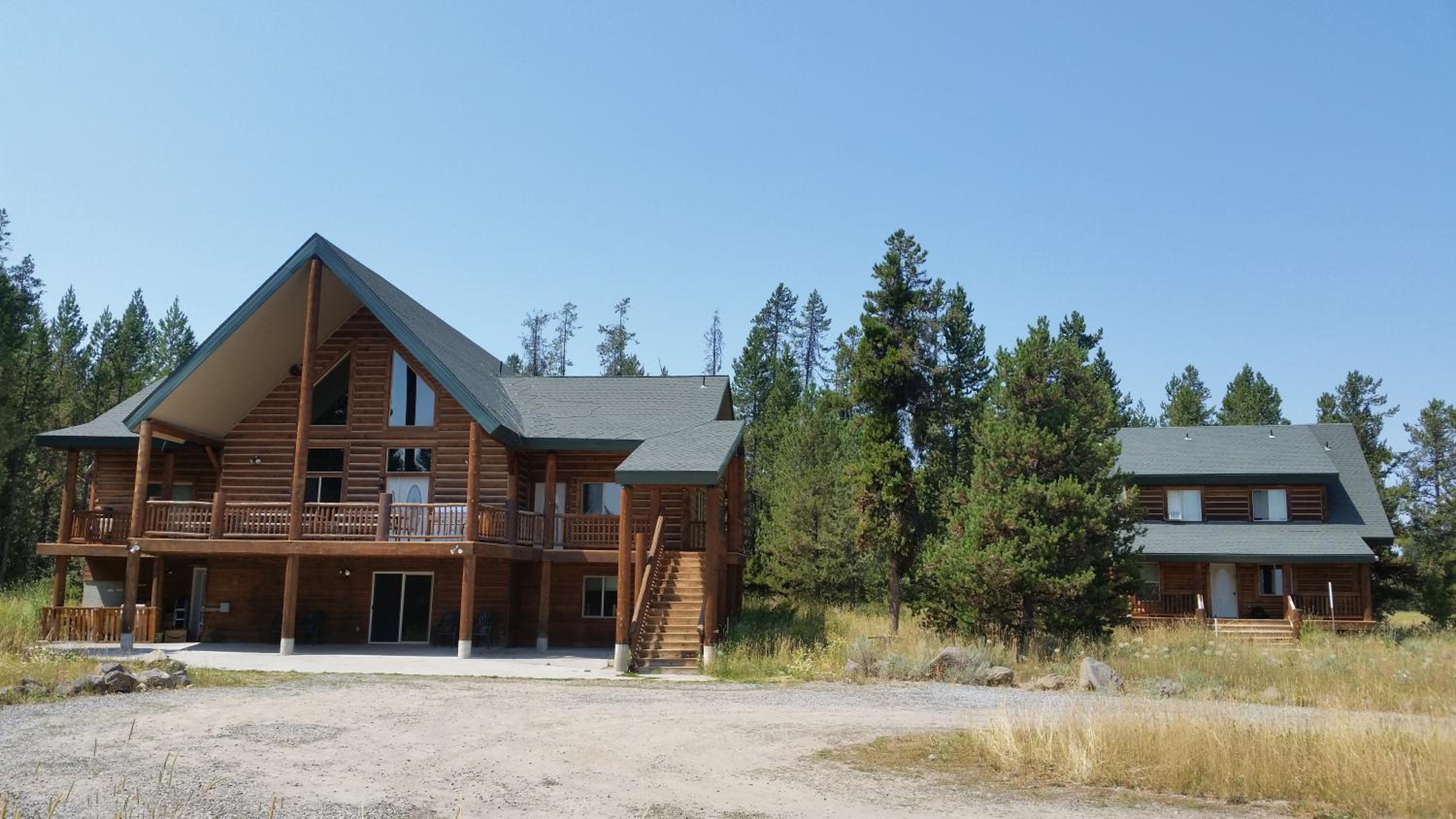 The Hideaway Lodge