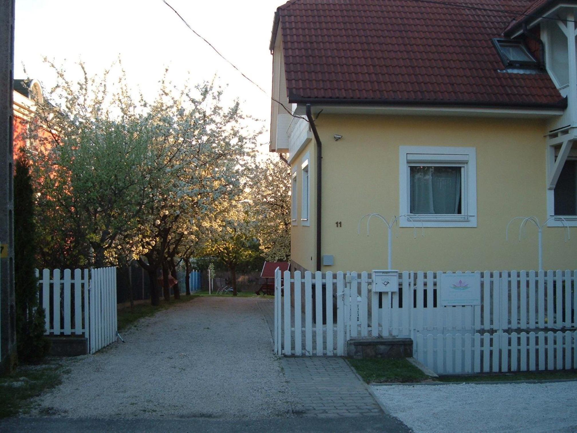 Photo 27