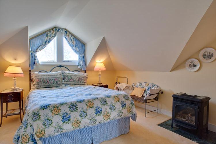 Amethyst Inn, photo 75