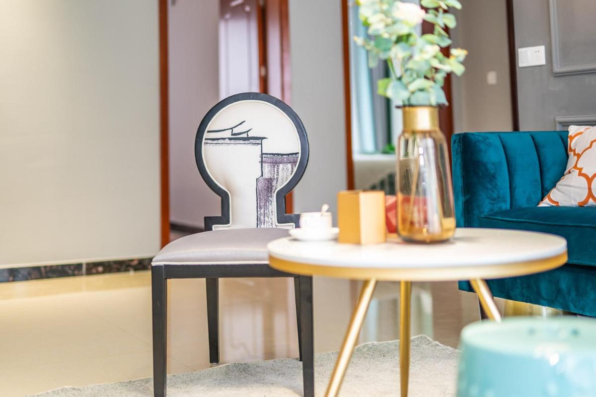 Zhengzhou Zhengdong New District·Zhengzhou Central Business Center· Locals Apartment 00162560