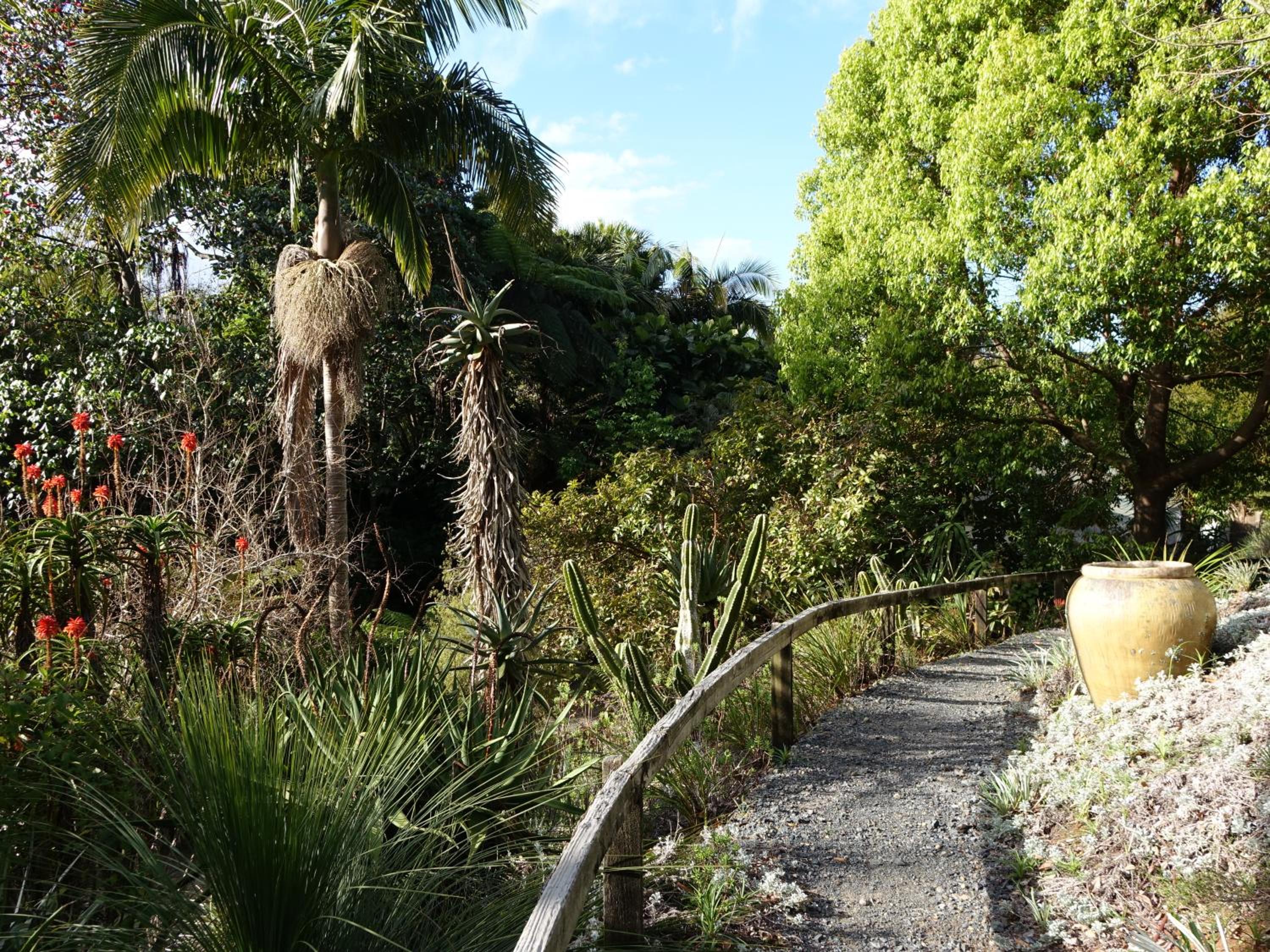 Wharepuke Subtropical Accommodation