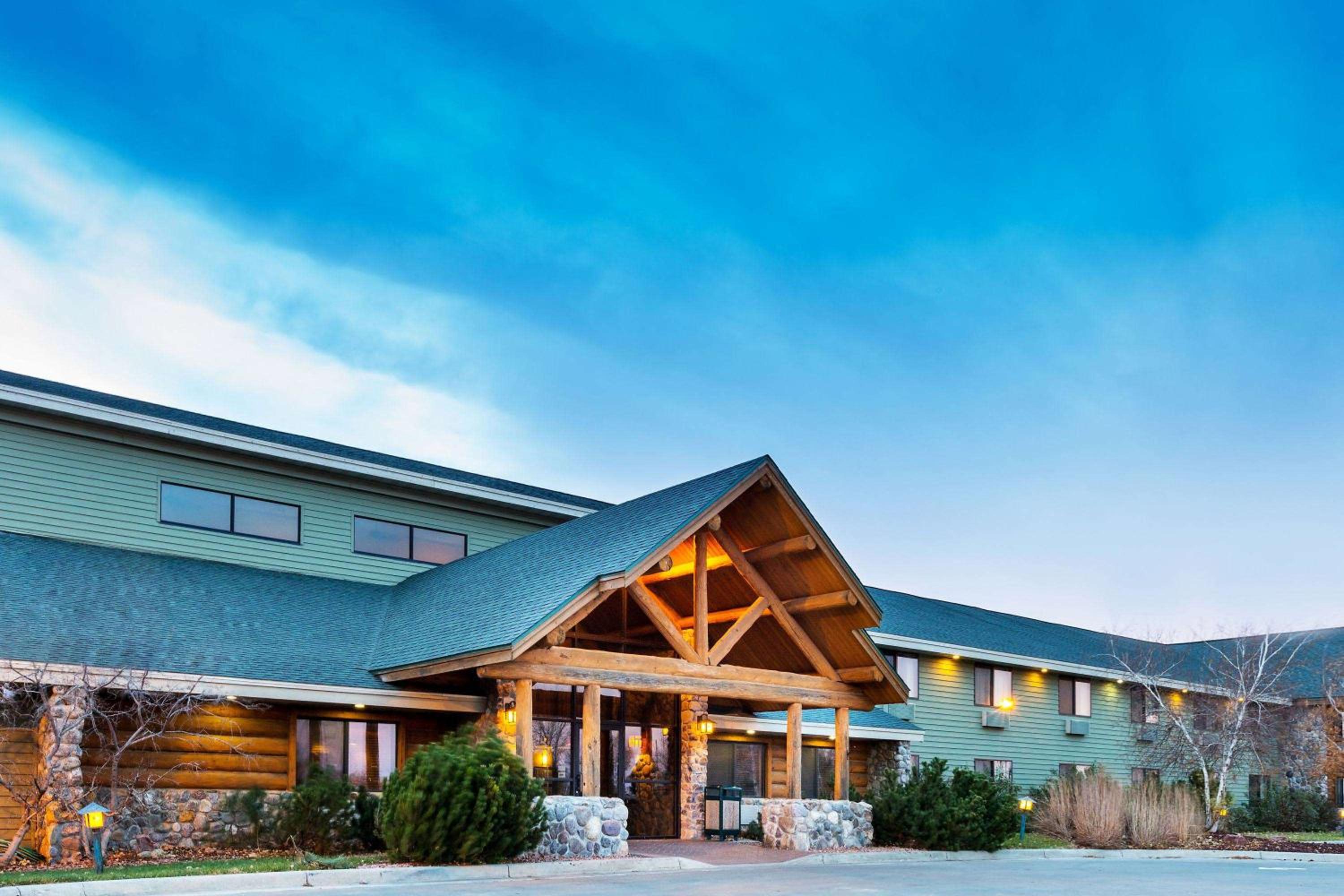 AmericInn by Wyndham Chamberlain Conference Center