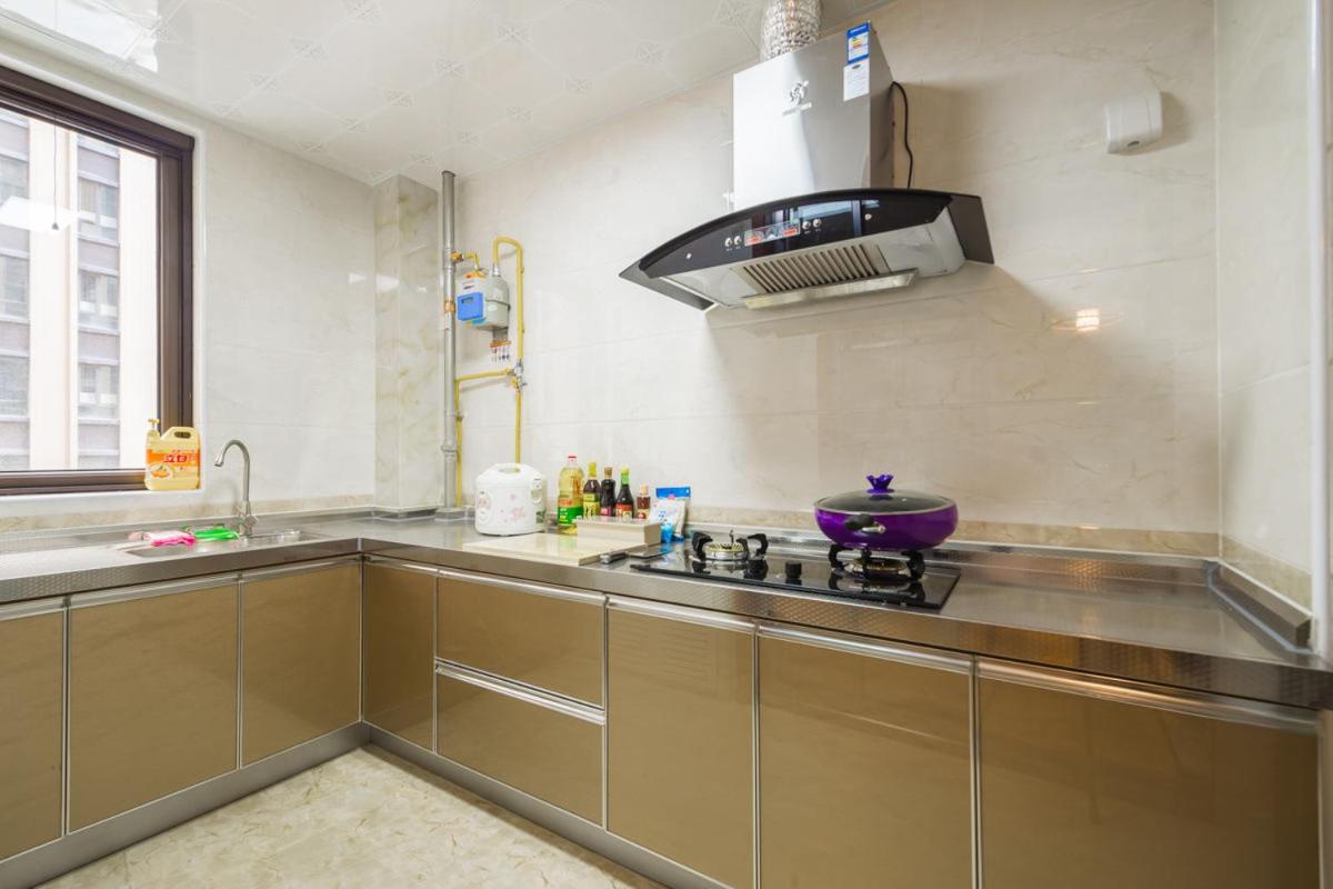 Zhengzhou Gaoxin·Zhengzhou University Subway Station· Locals Apartment 00149410