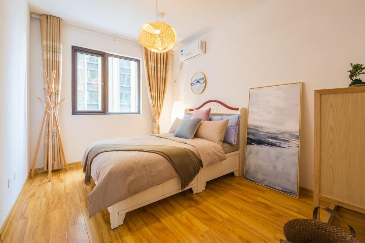 Zhengzhou Gaoxin·Zhengzhou University Subway Station· Locals Apartment 00149410
