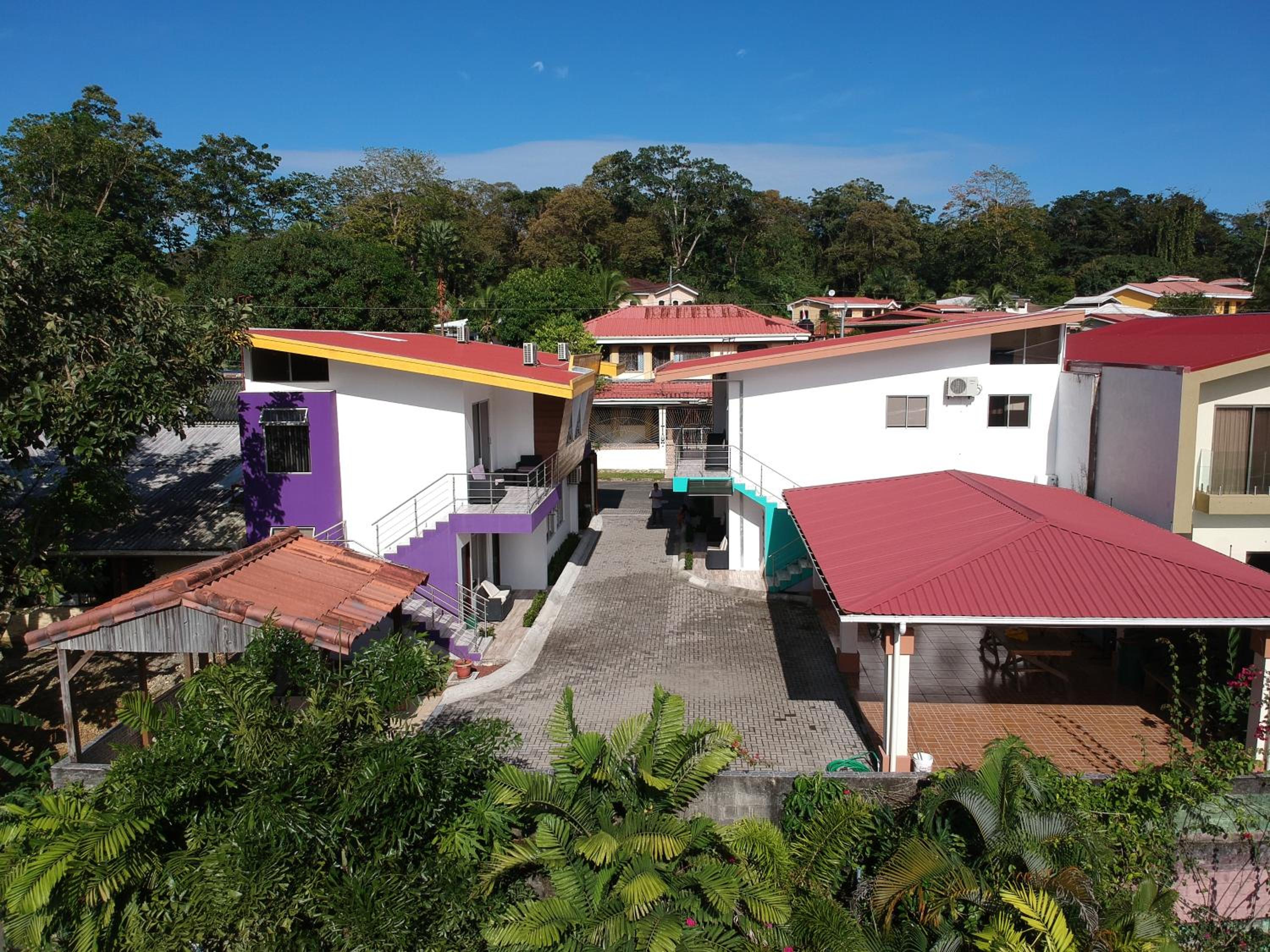 LOFTSCACAO APARTMENTS, Villas Cacao, near to Playa Bonita Limón