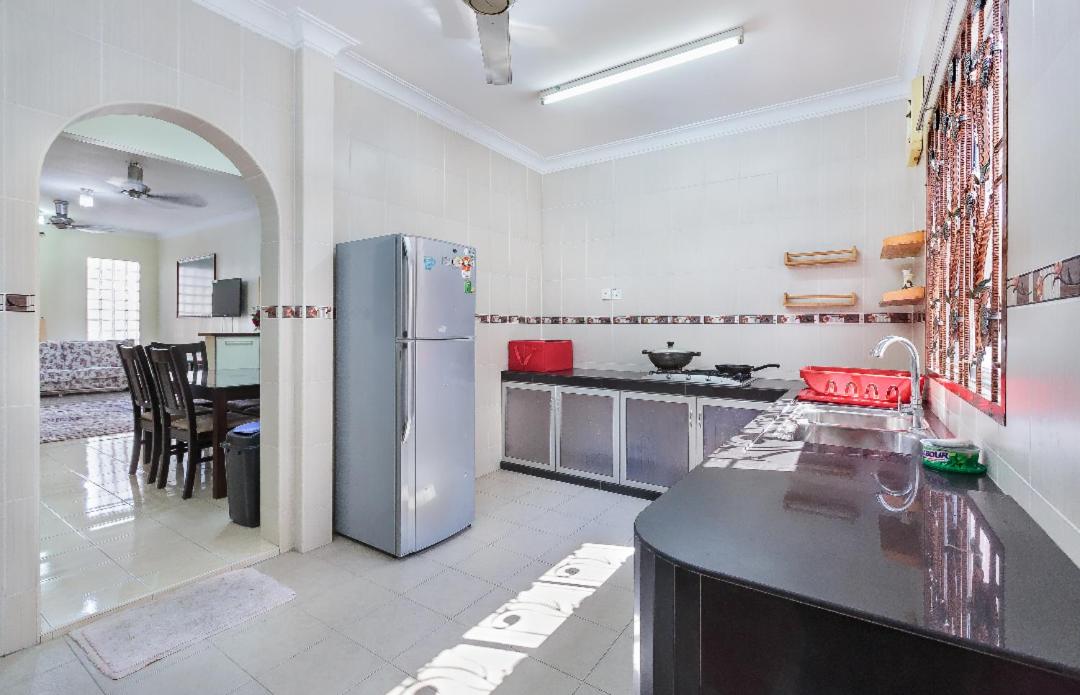 Homestay Rini Zikry photo 4