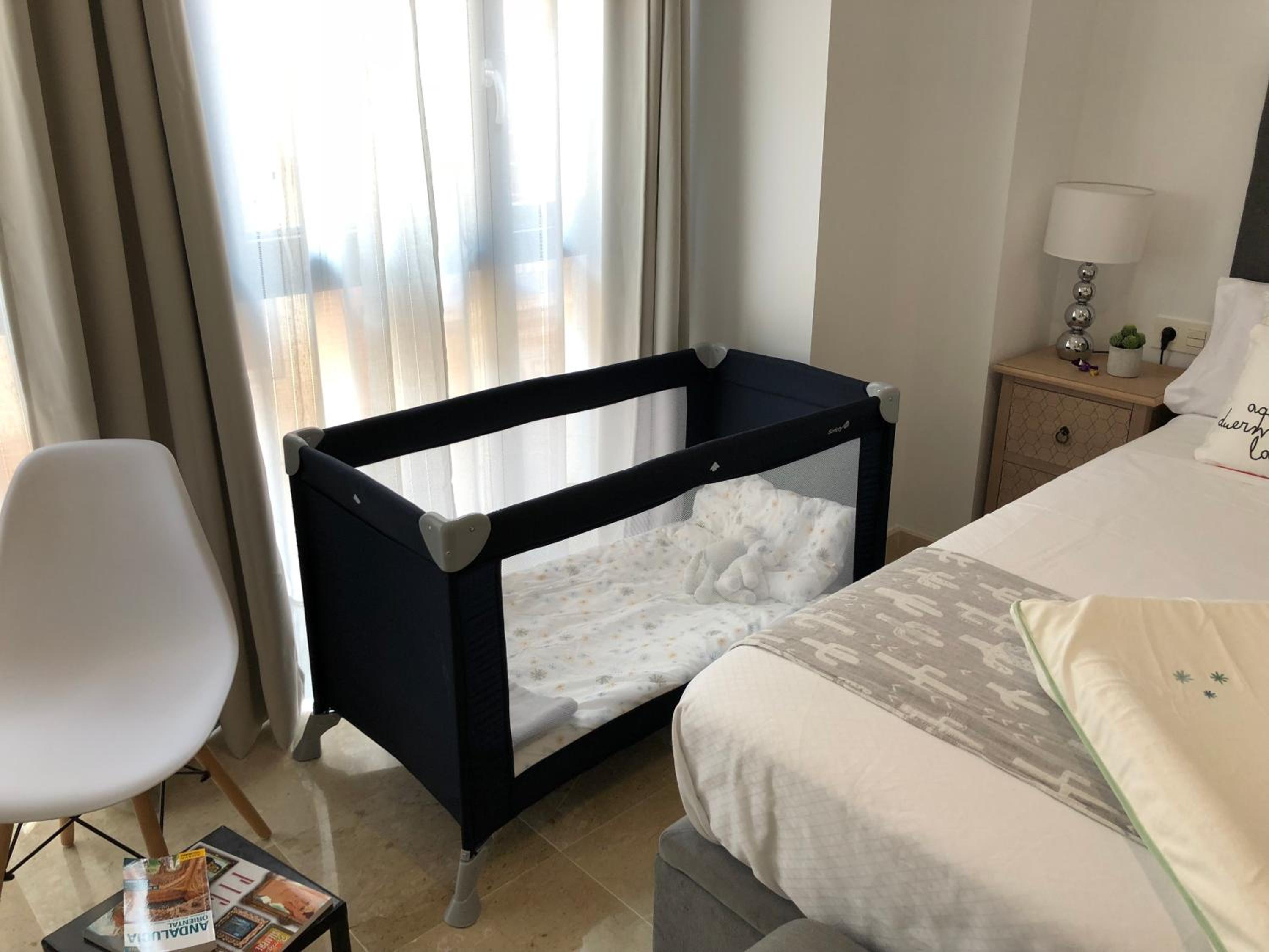 Ancha del Carmen AVE Centro Málaga madmar lujo New Zambrano