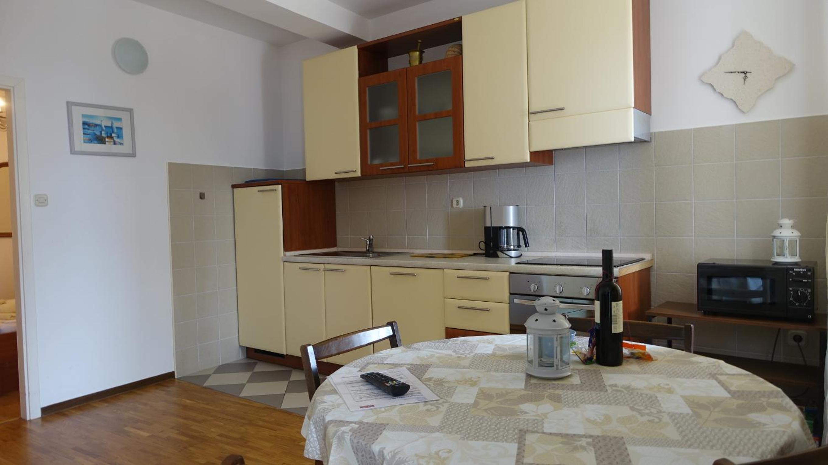 Apartments Lena