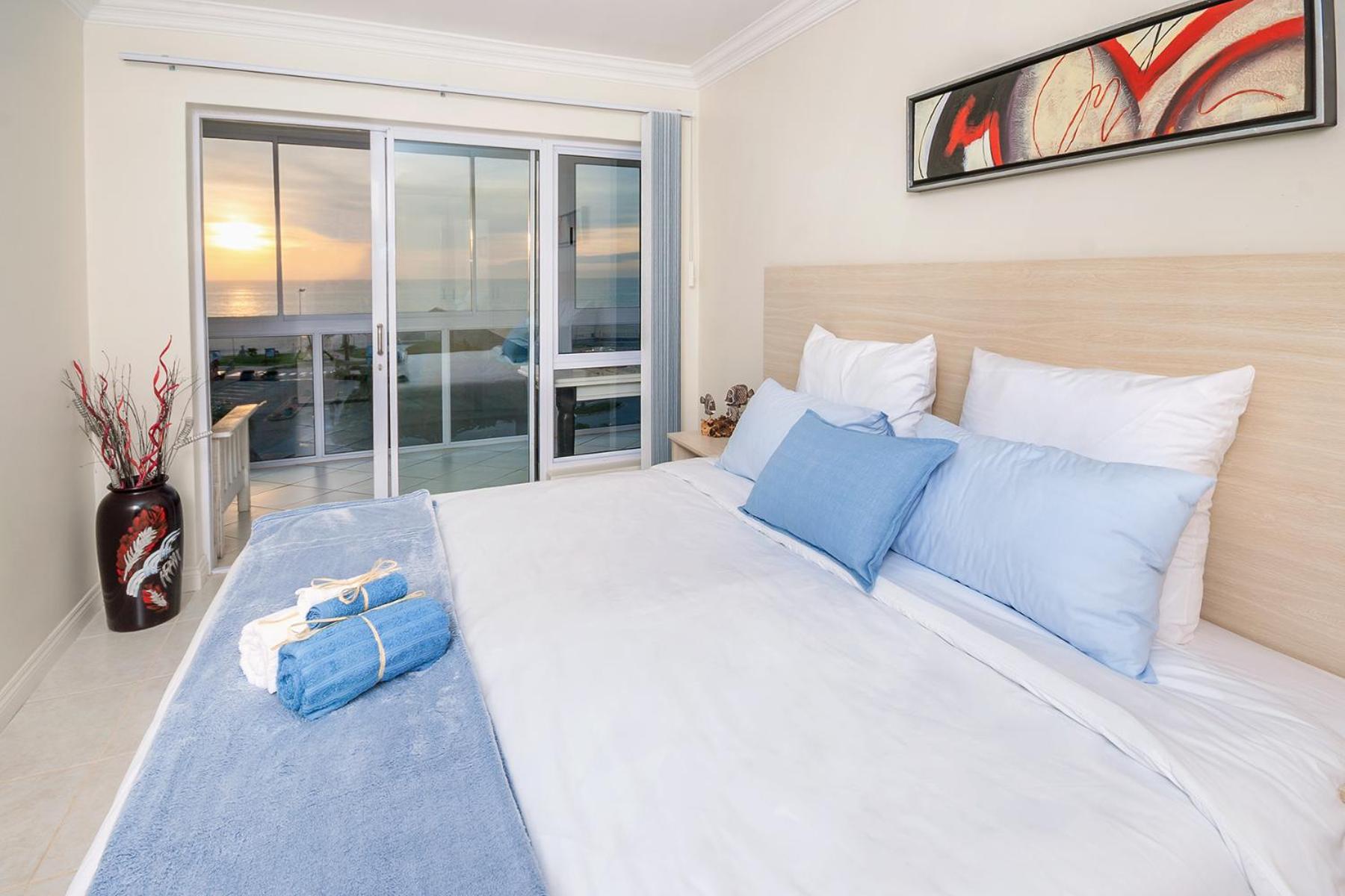 Main Beach Penthouse view 2