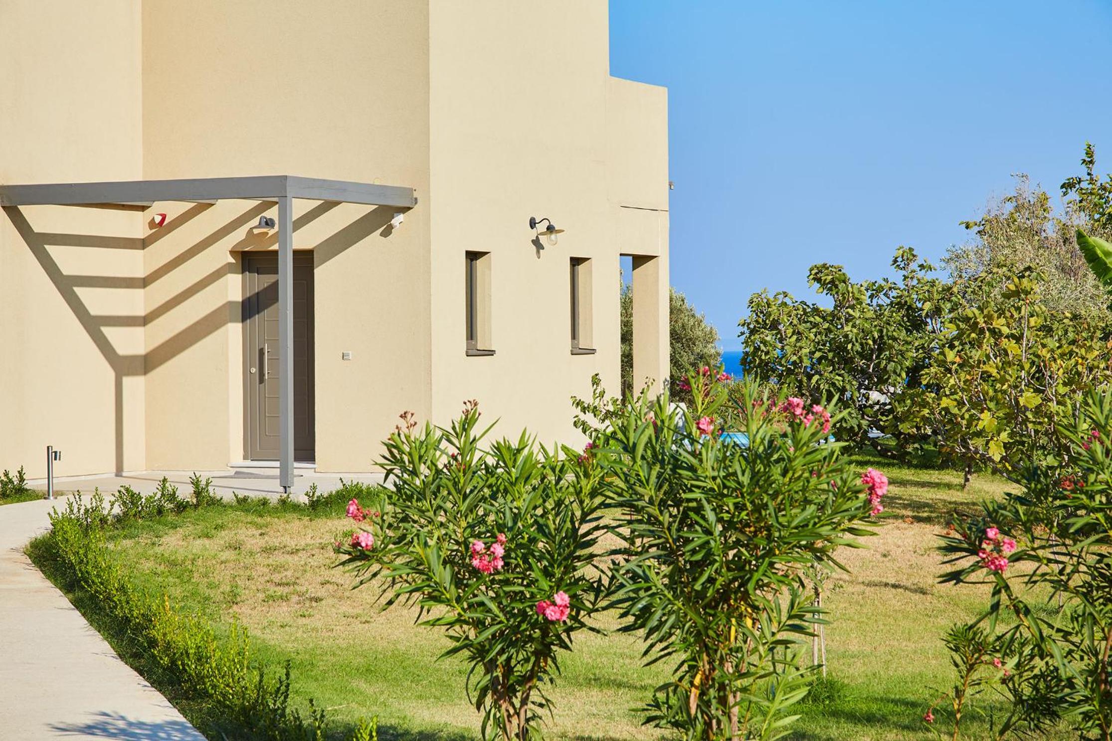 Hotel Art Villas (Piano & Violin) - Image 1