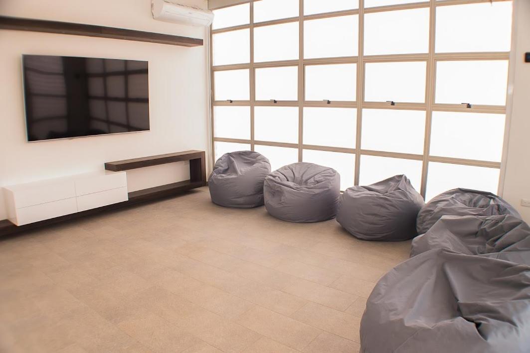Hostel Laguna Salá By FSL