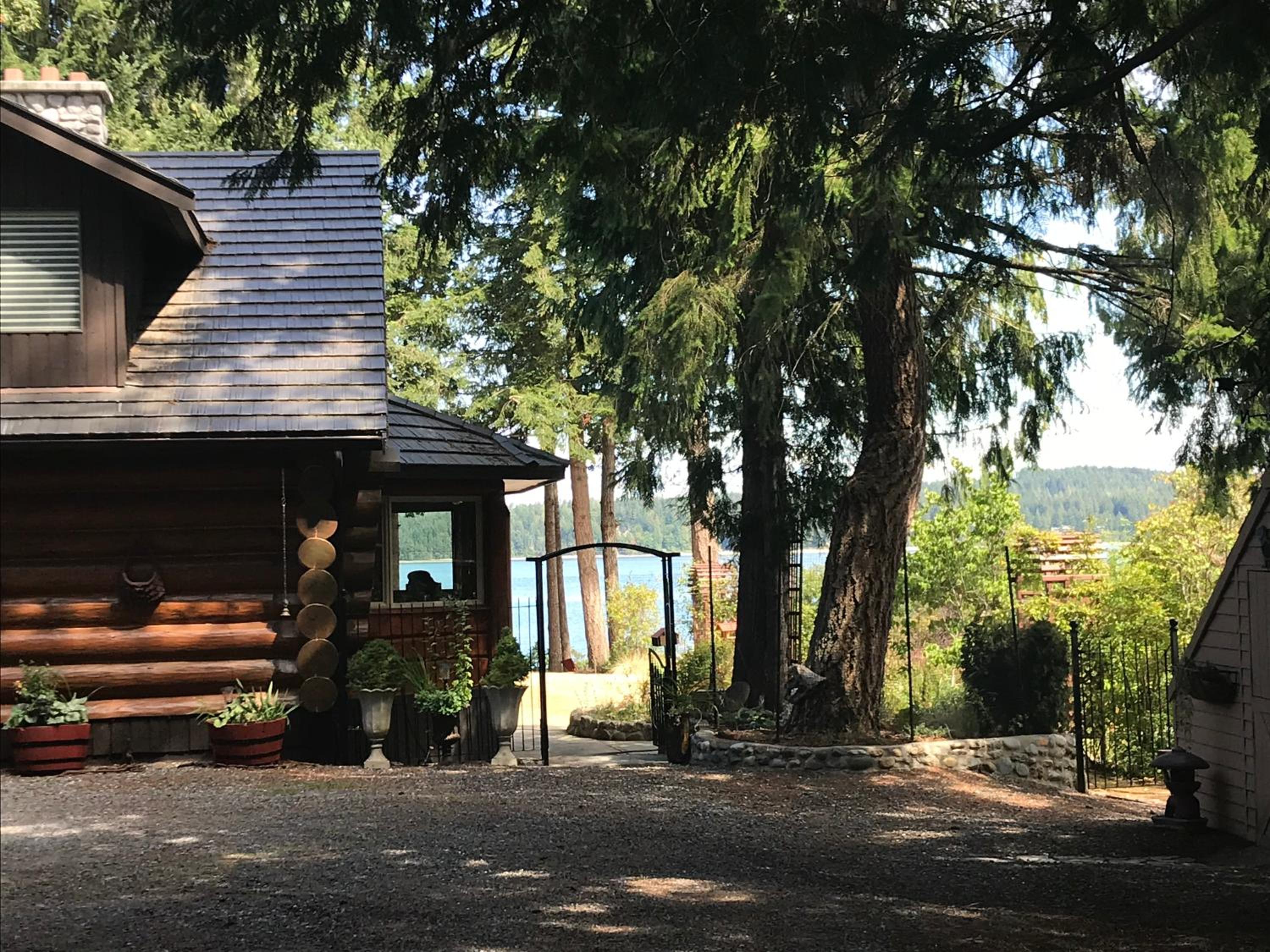 Union Bay Log Home