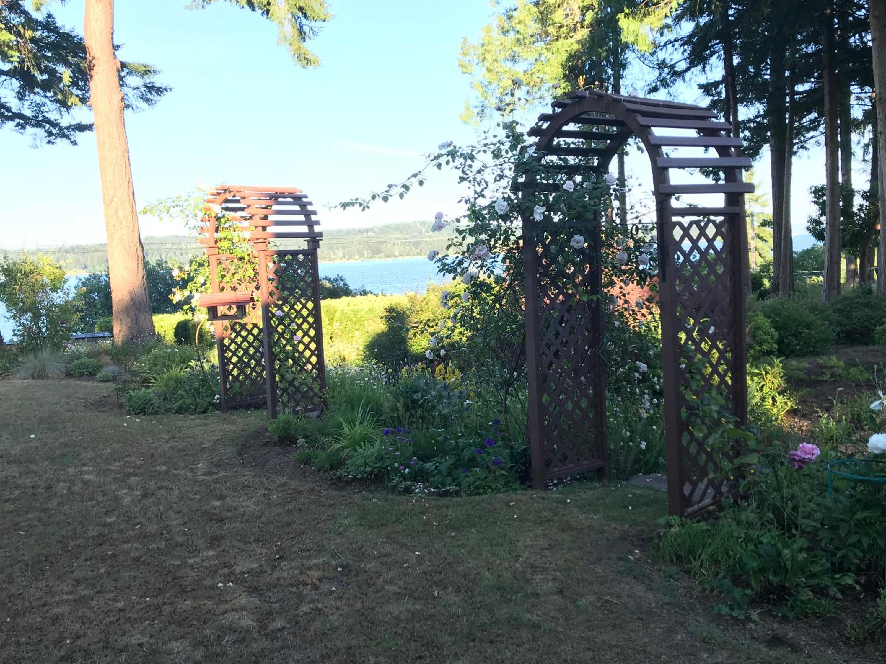 Union Bay Log Home