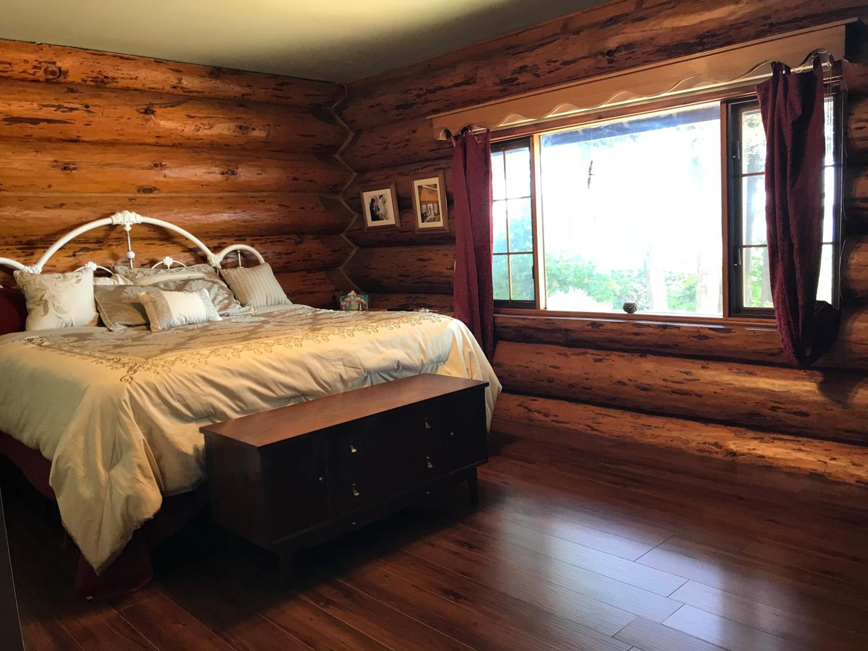 Union Bay Log Home