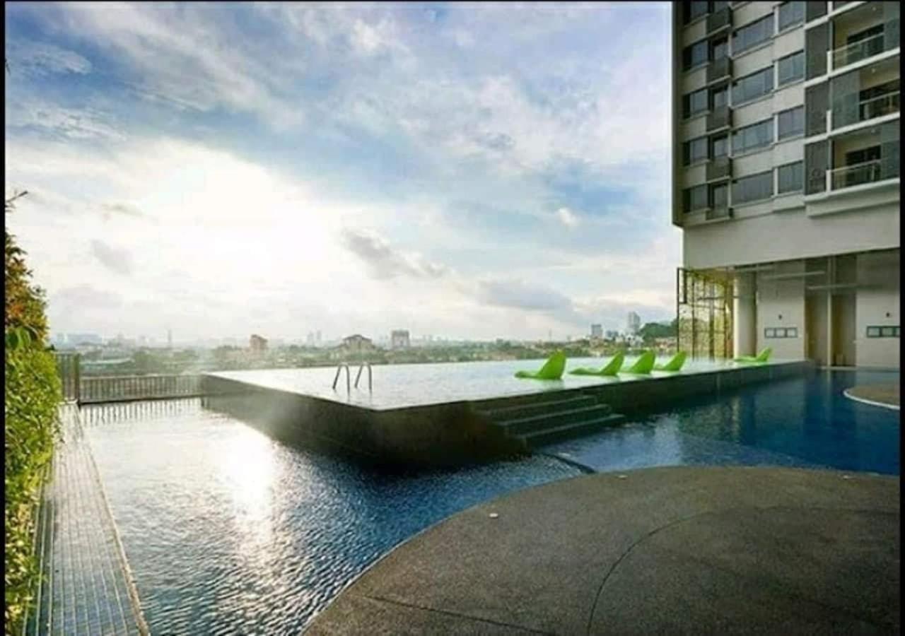 Luxury Resort Suite Kuala Lumpur@5mins to Mid Valley, Sunway