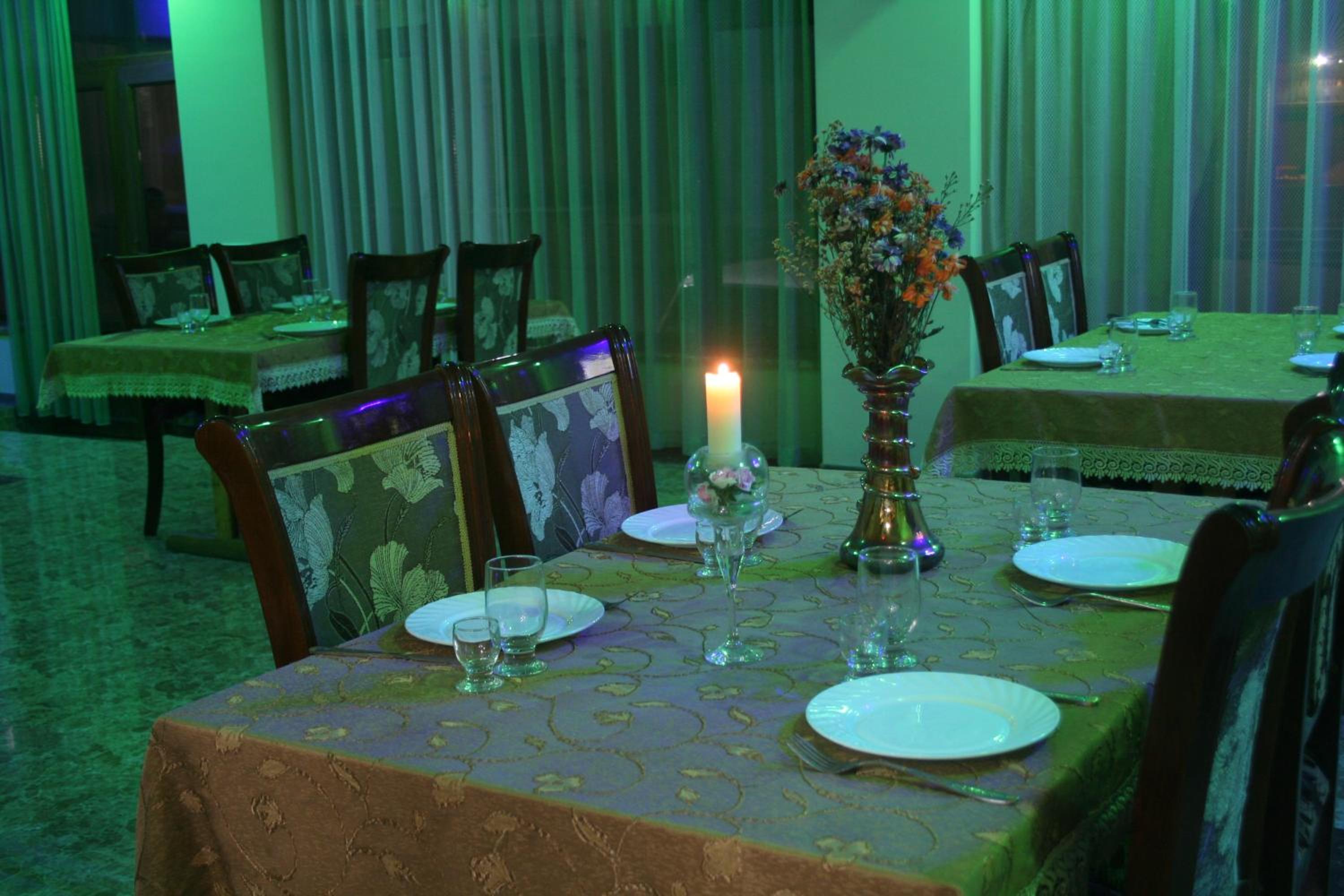 Hotel Noy