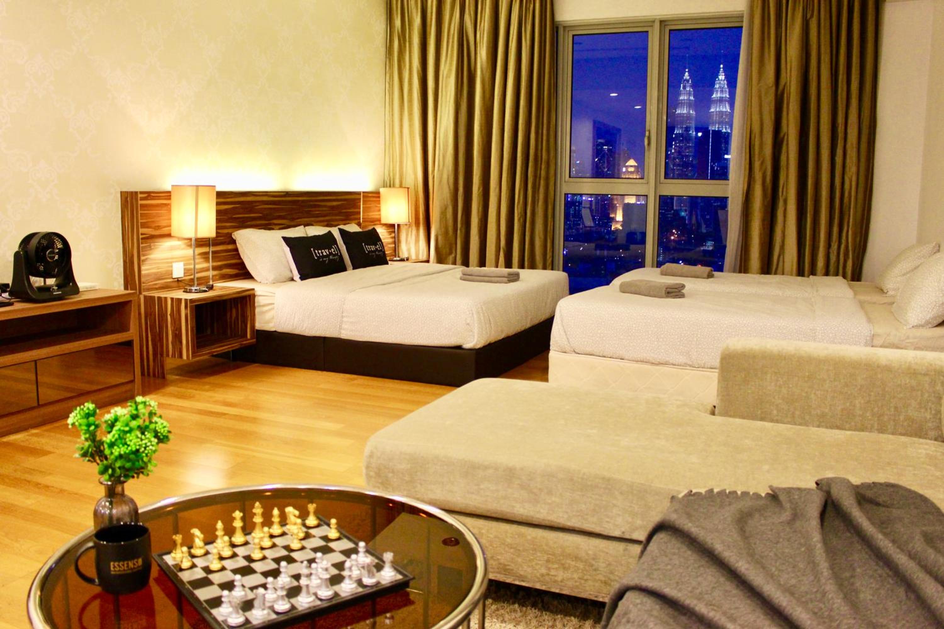 ✦Time & Traveller✦Regalia Suites and Residence✦KLCC view Infinity Pool✦双子塔无边泳池