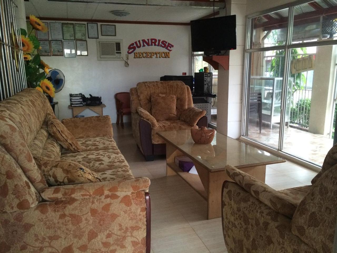 Sunrise Apartelle view 4