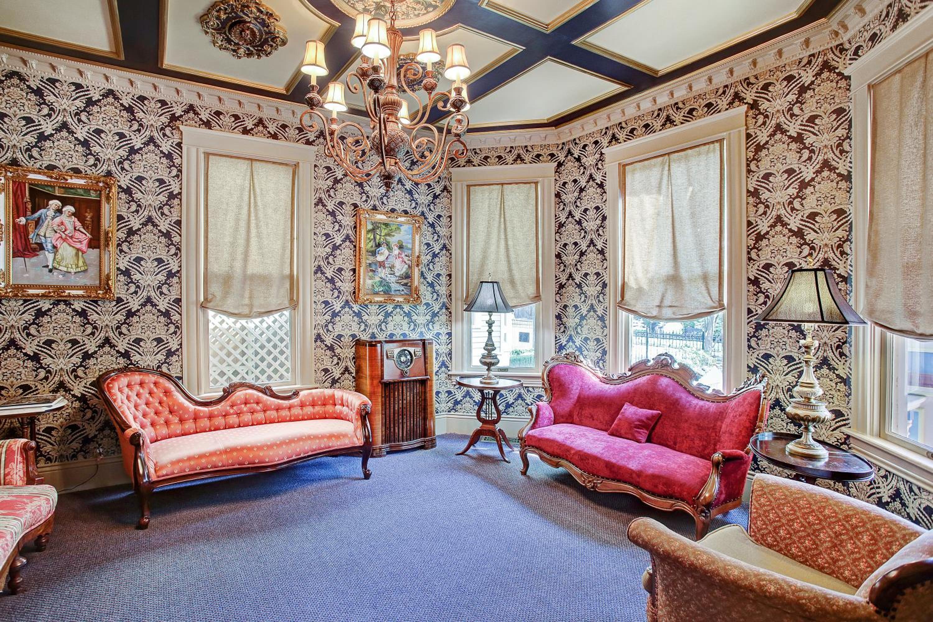lounge