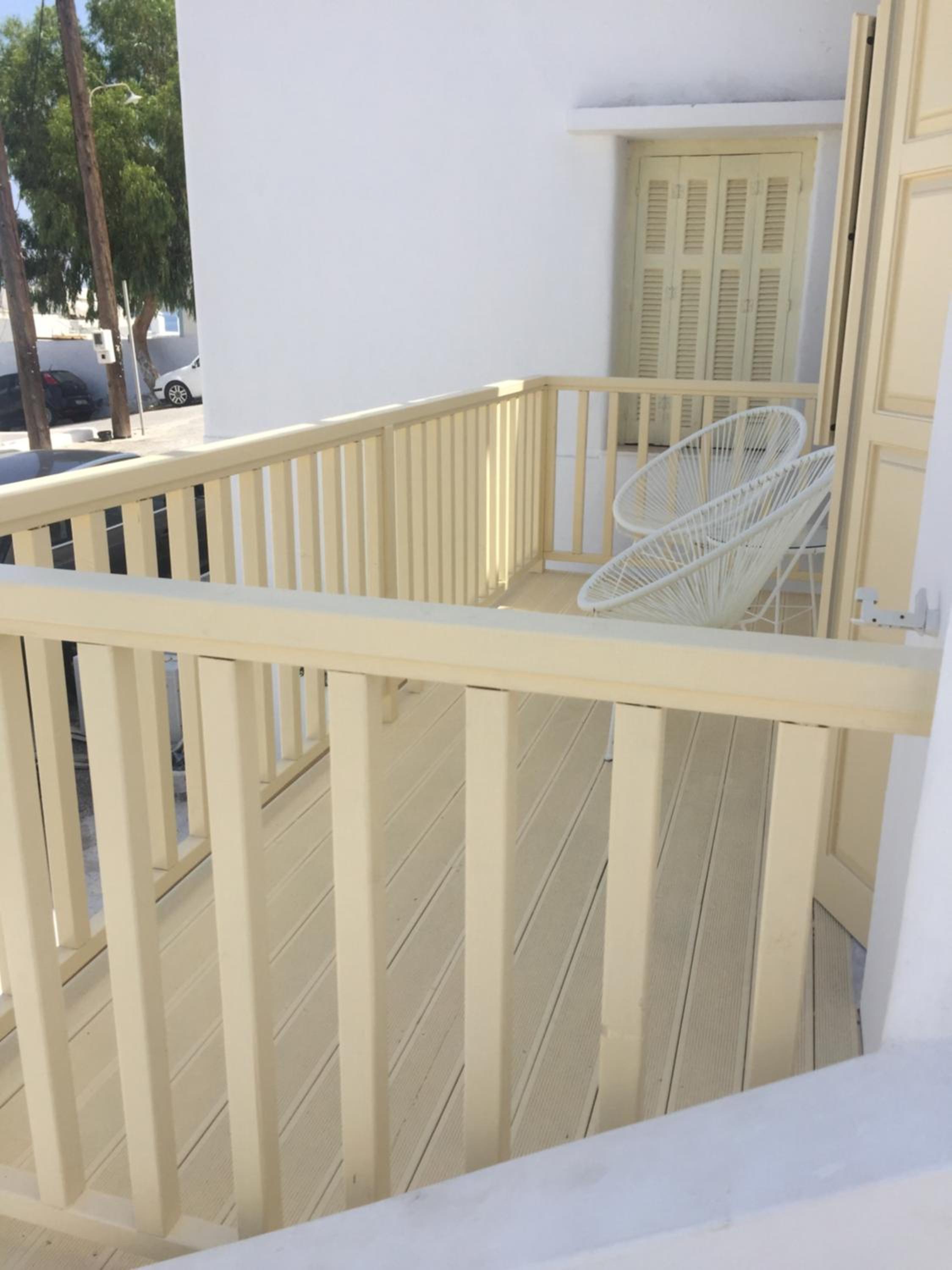 The White Suites