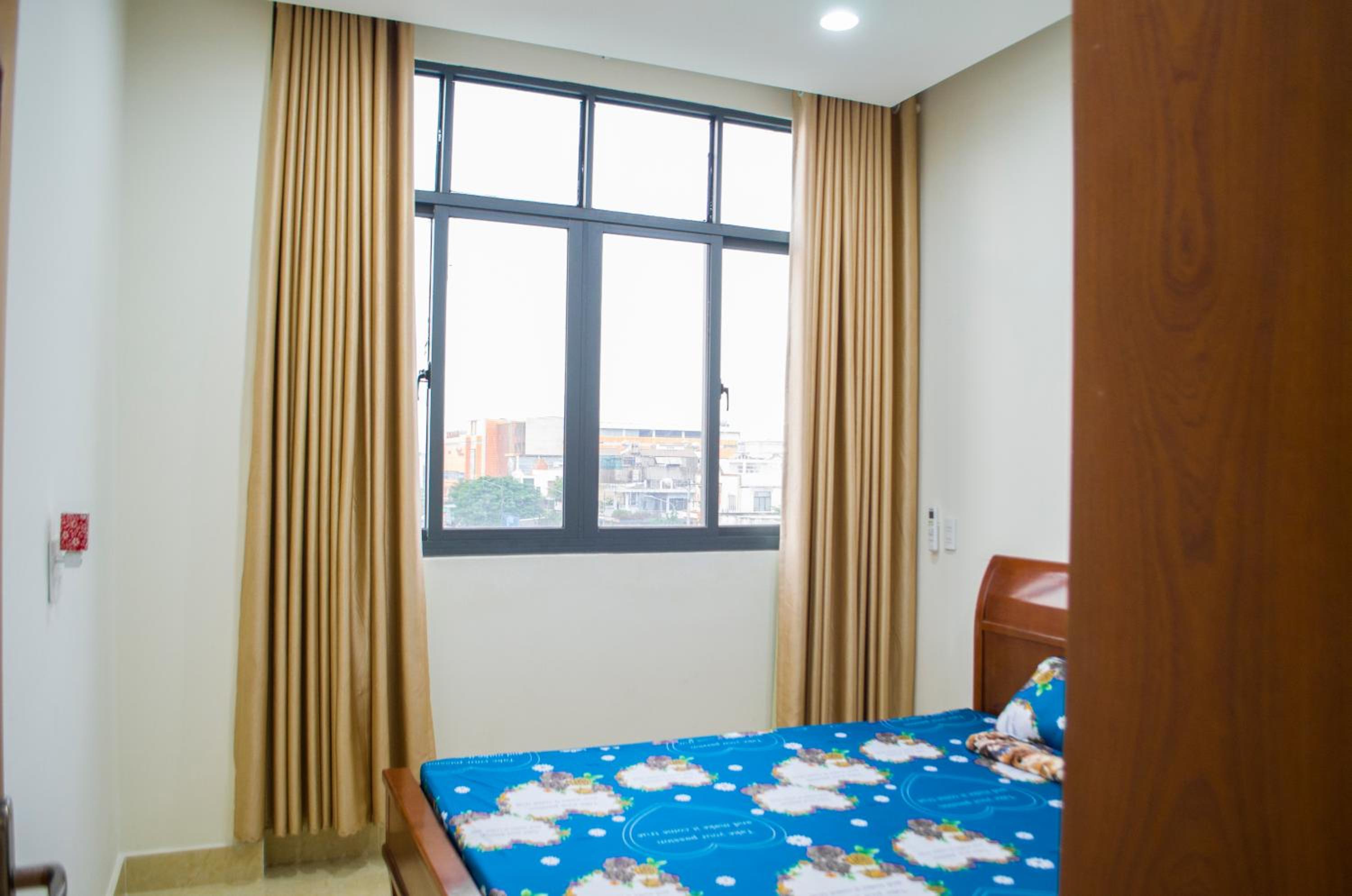 THE MONDAY Apartment