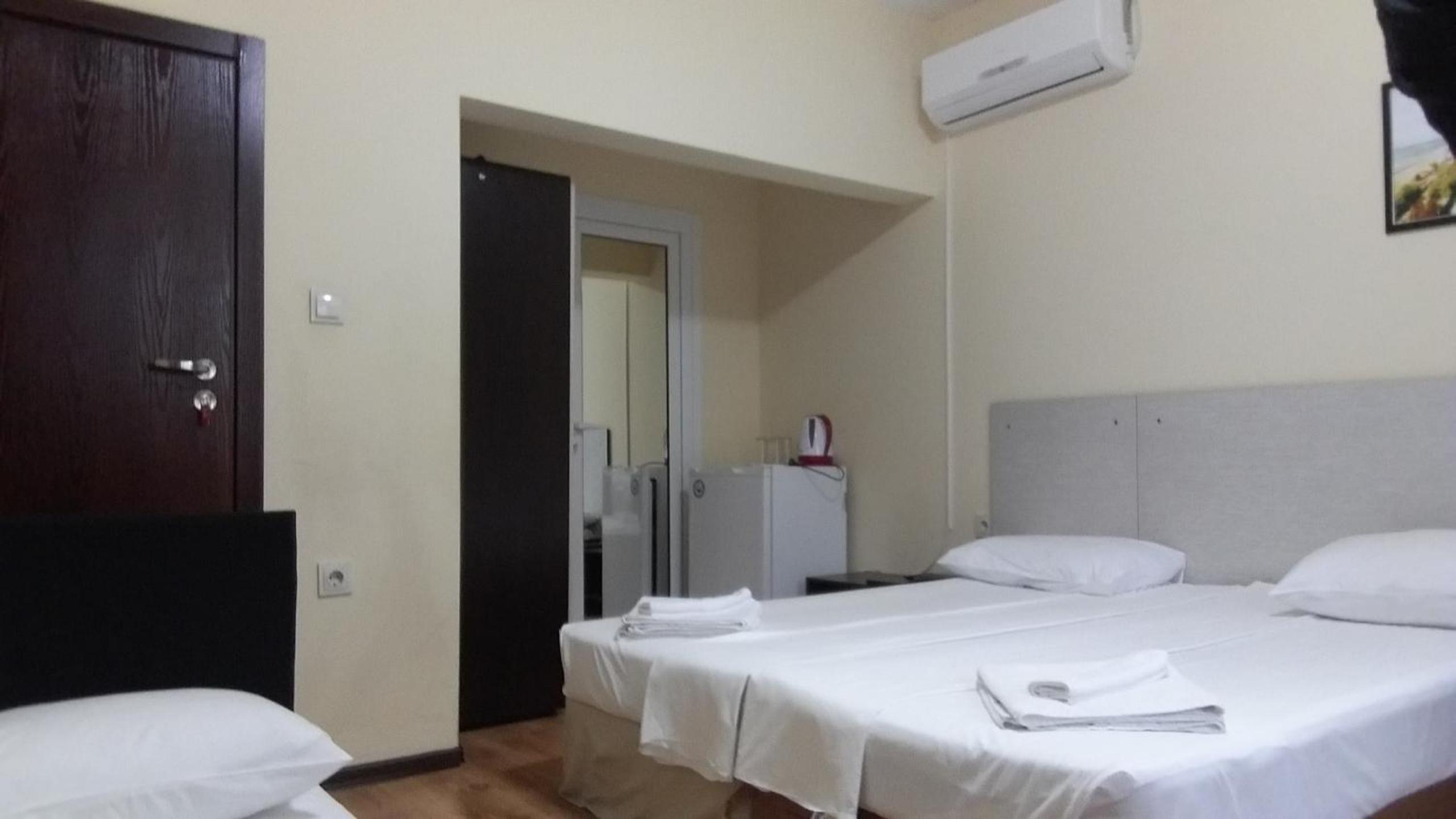 Guest Rooms Simona