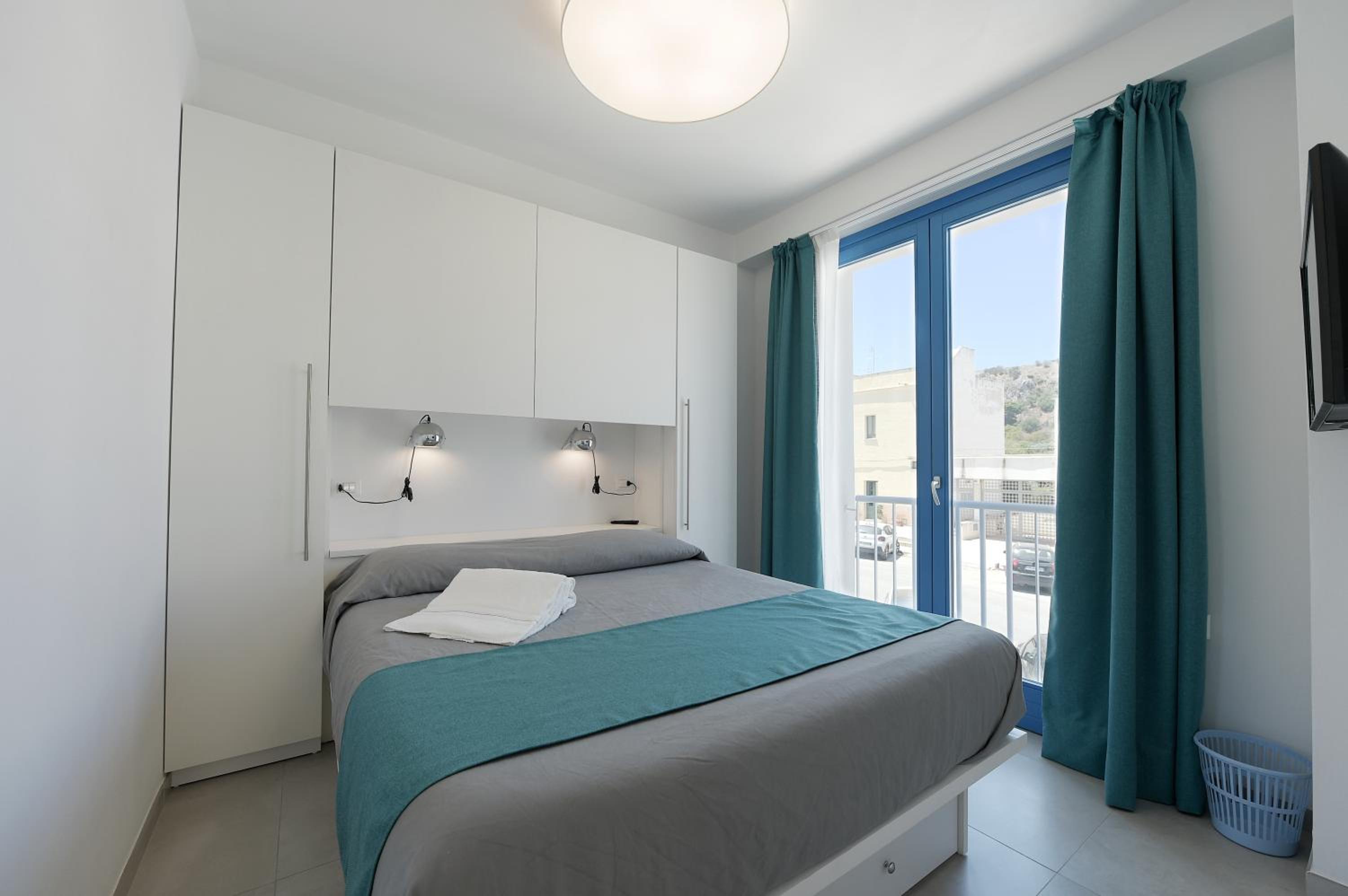 Isule Apartment & Terrace