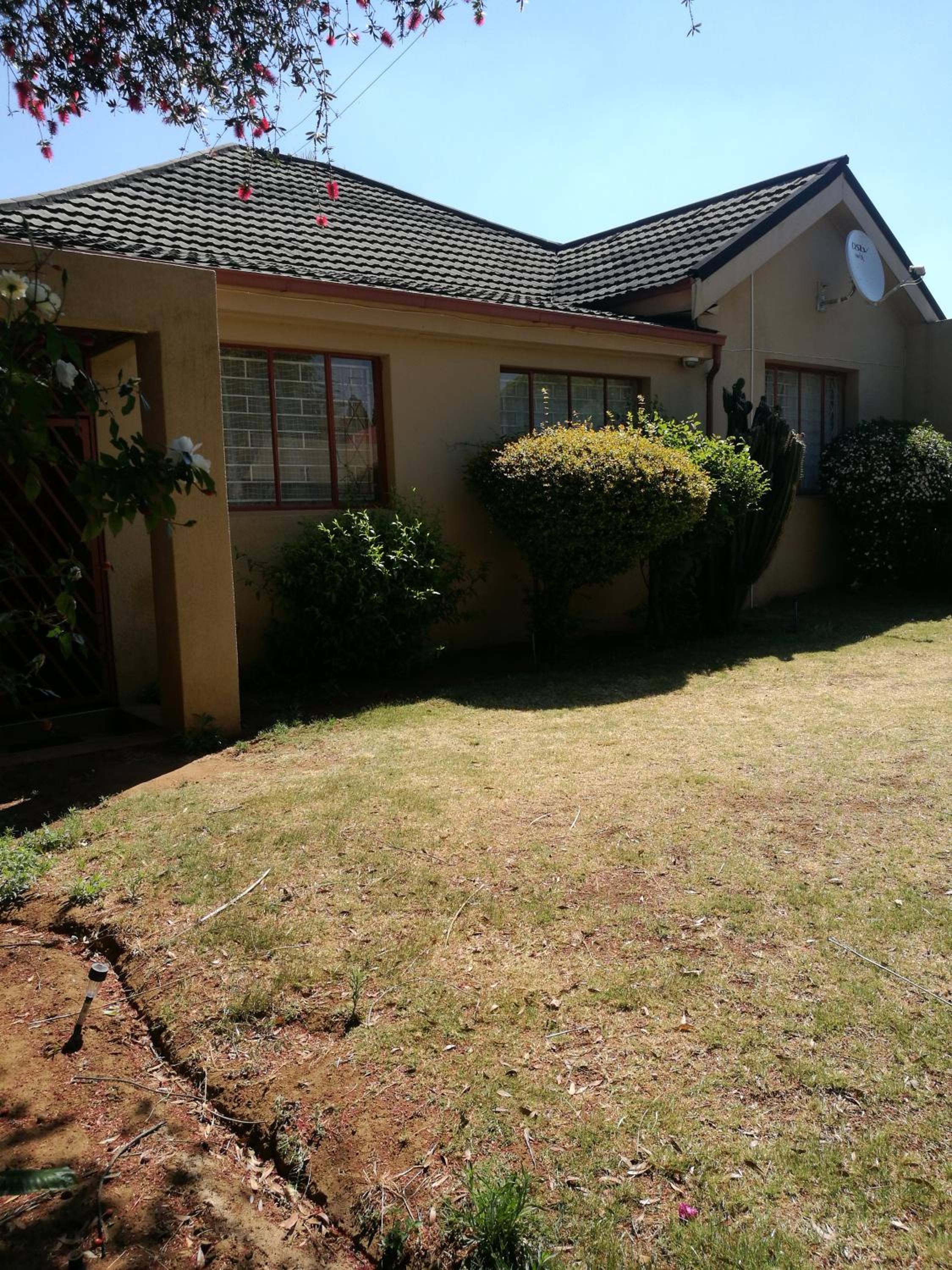 Hotel Naisars Apartments Primrose,johannesburg