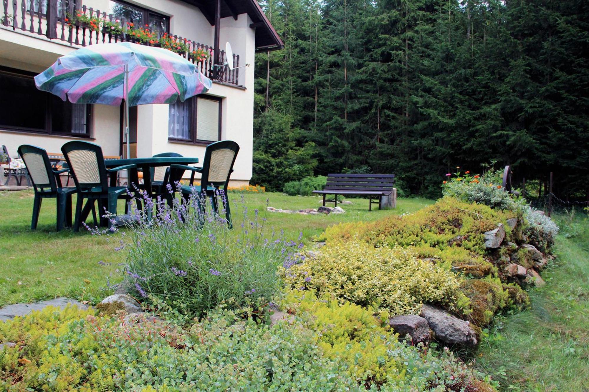 Spacious house at the gate of Giant Mountains