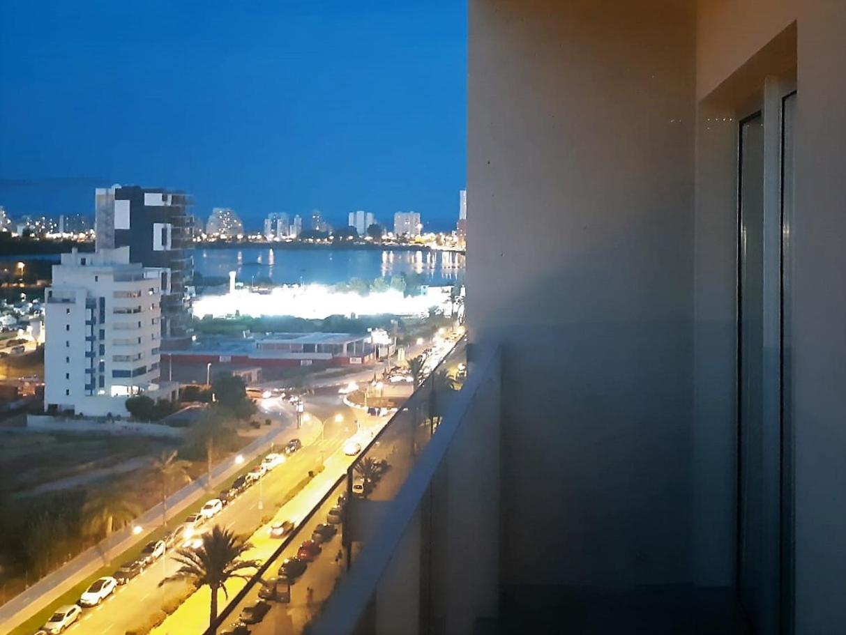 Mirador apart