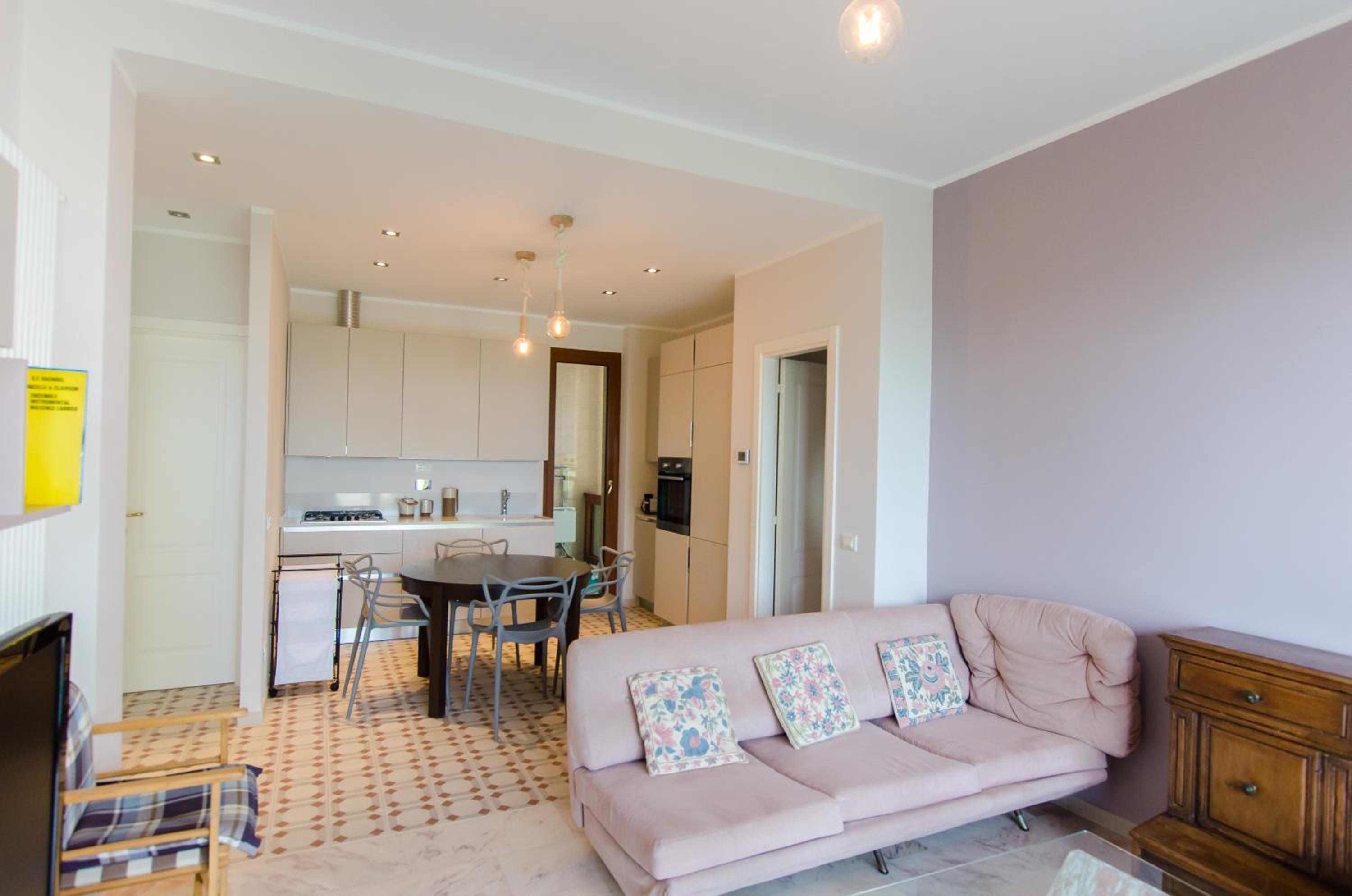 Luxury Apartment with bay view view 4