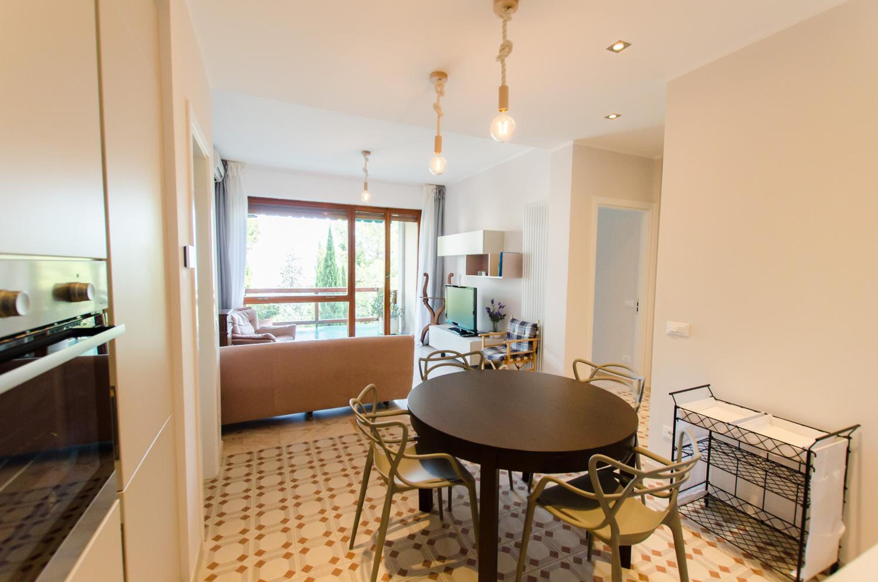 Luxury Apartment with bay view view 2