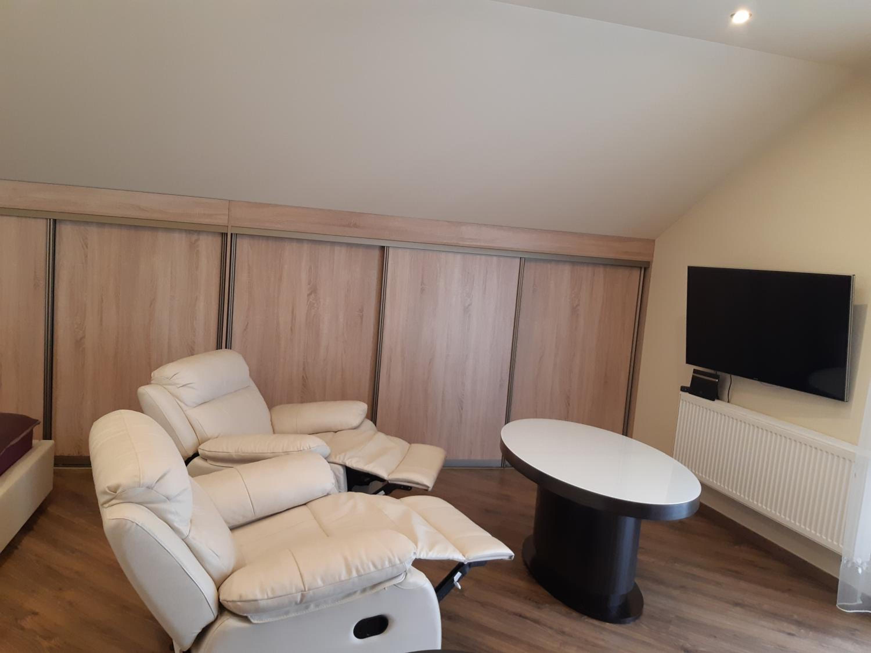 Zveryno guest house