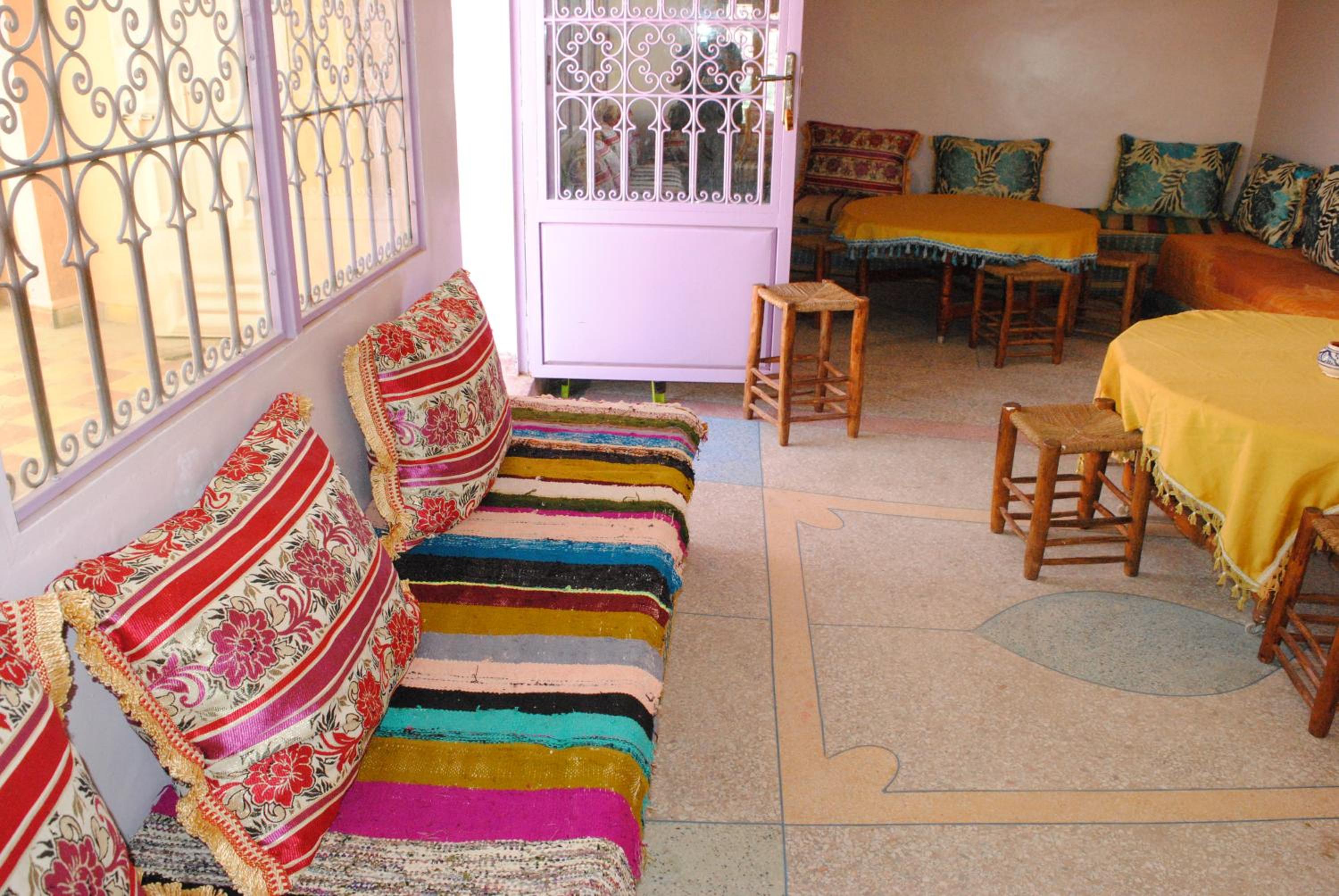 lounge