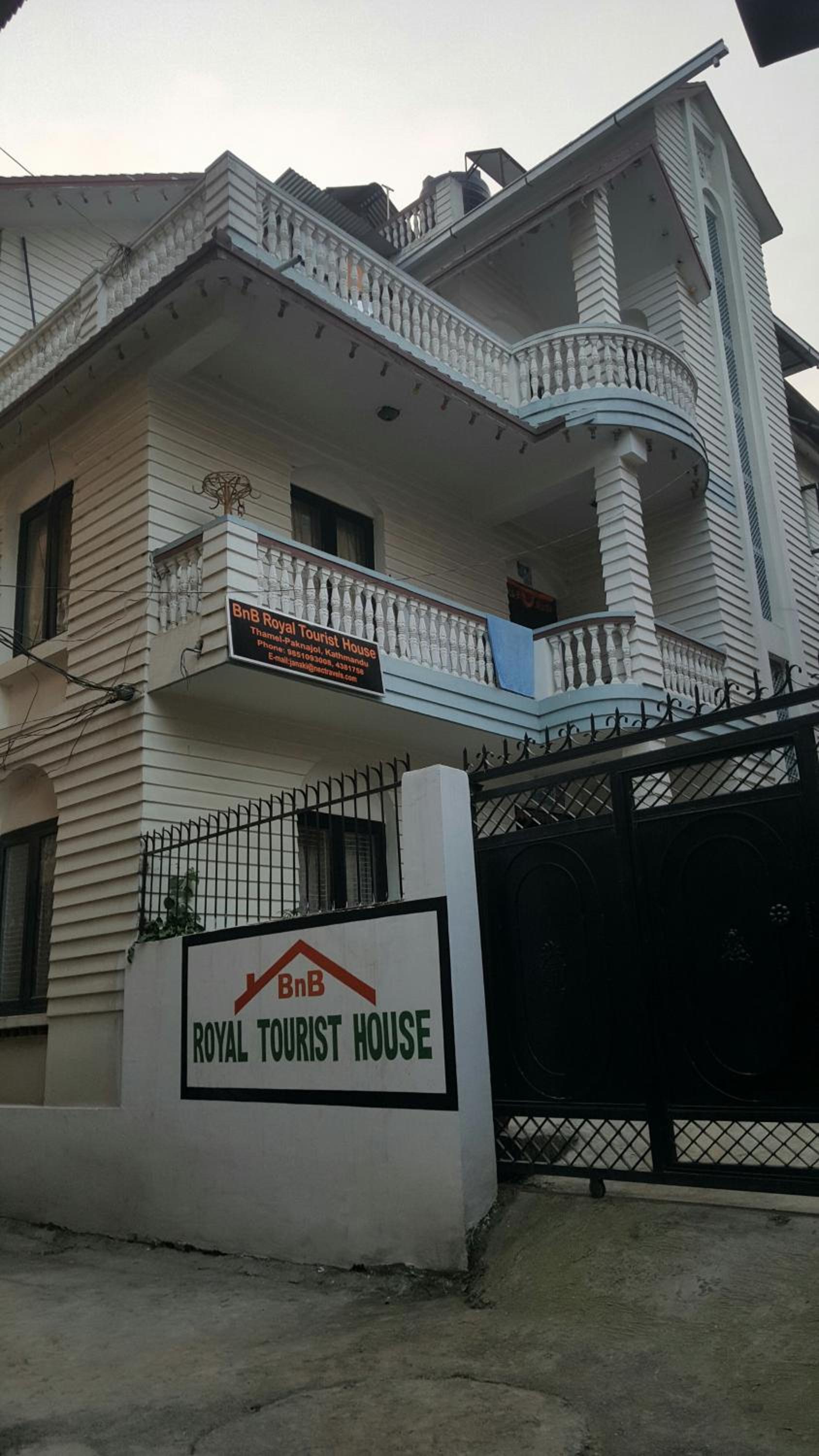 BnB Royal Tourist House Near Tourist Bus Station in Thamel