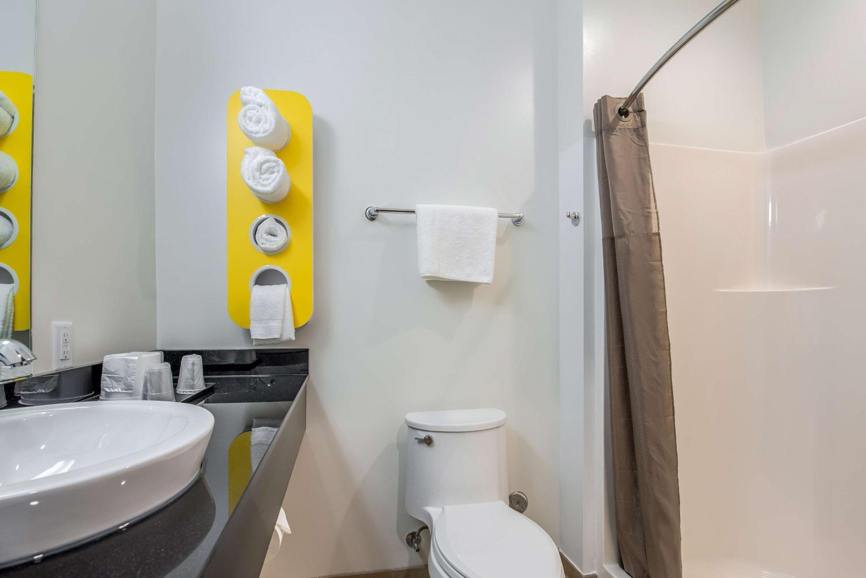 Mankato Vacations - Motel 6-Mankato, MN - Property Image 35