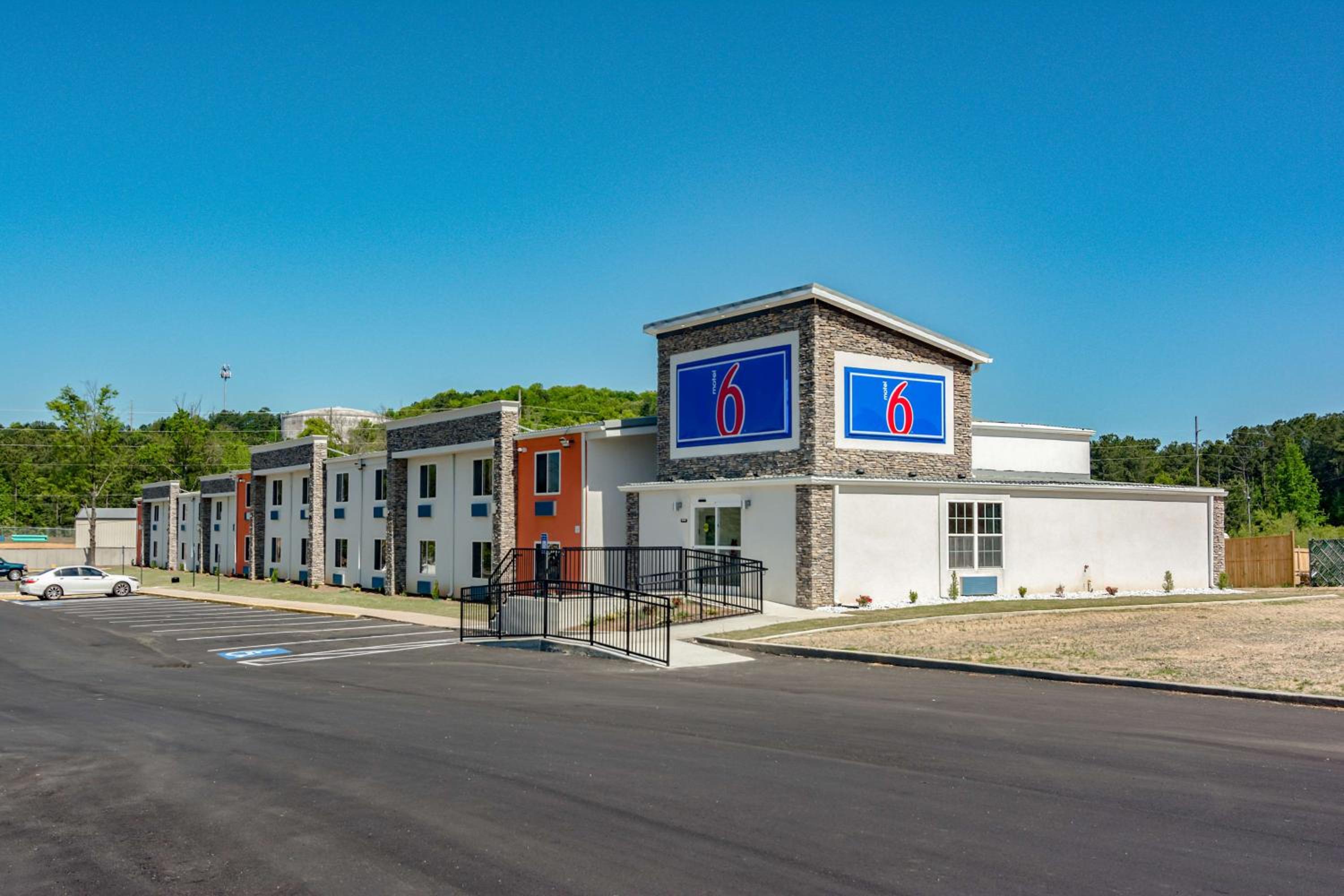Motel 6-White, GA - Cartersville