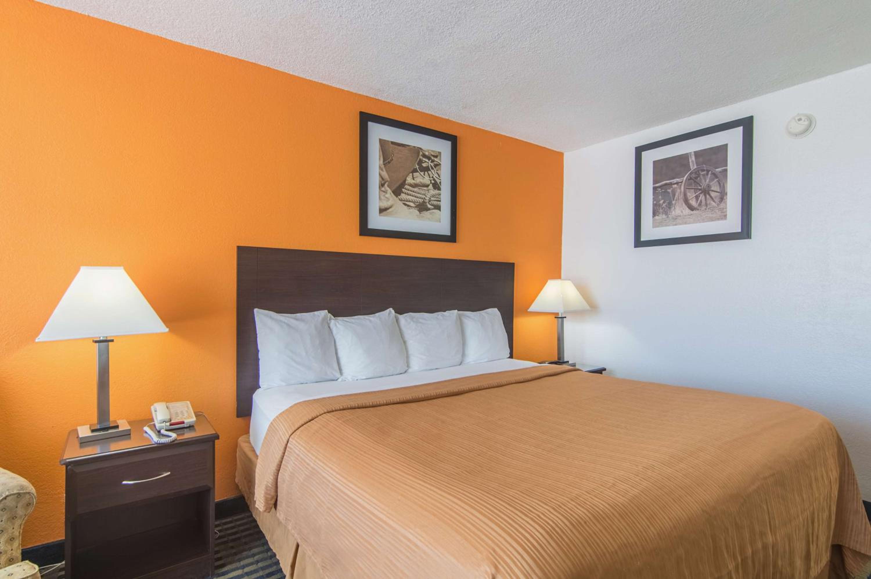 Liberal Vacations - Motel 6-Liberal, KS - Property Image 40