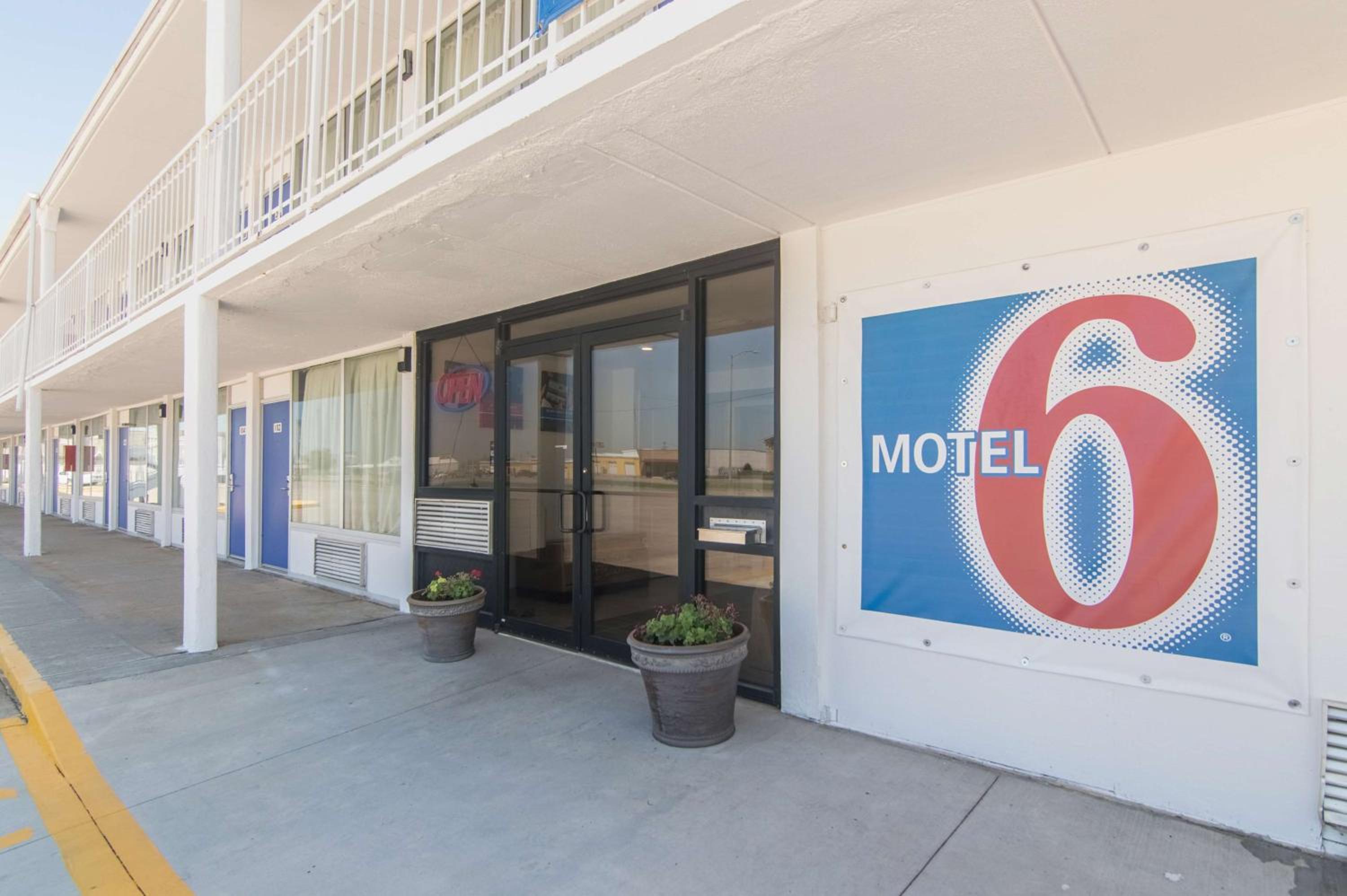Liberal Vacations - Motel 6-Liberal, KS - Property Image 49