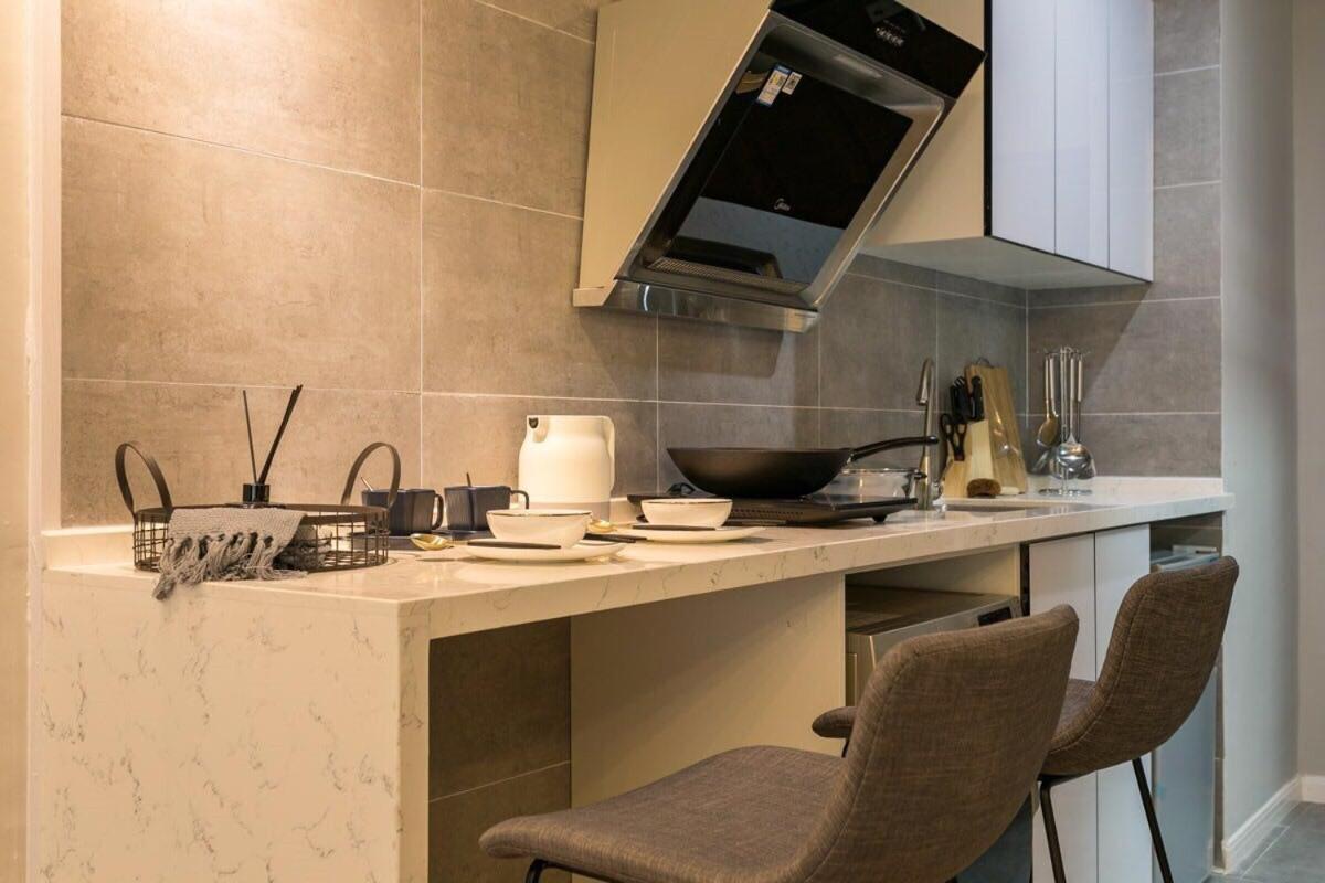 Wuhan Wuchang·Star City· Locals Apartment 00121940