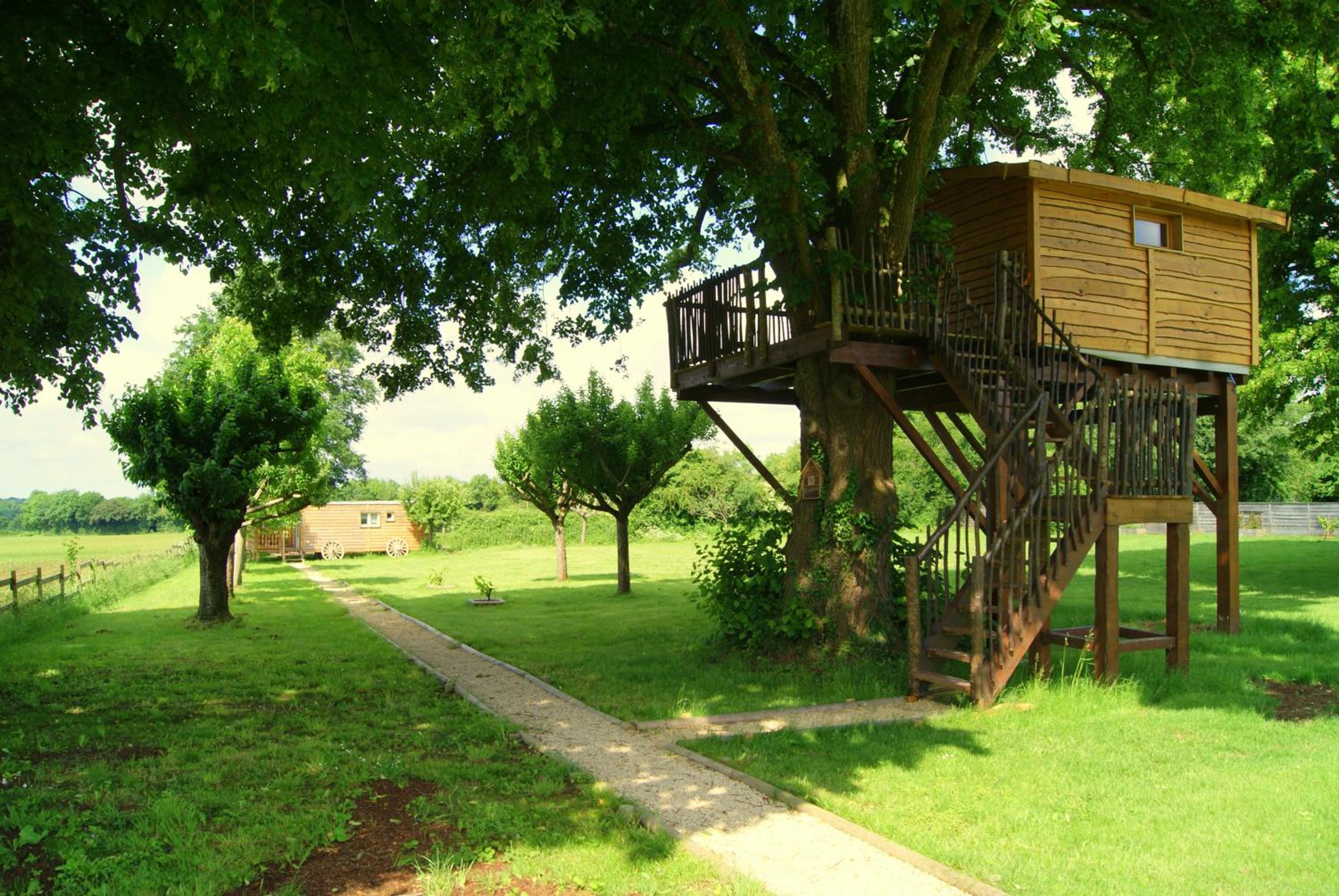 Les Cabanes de Gros Bois view 5