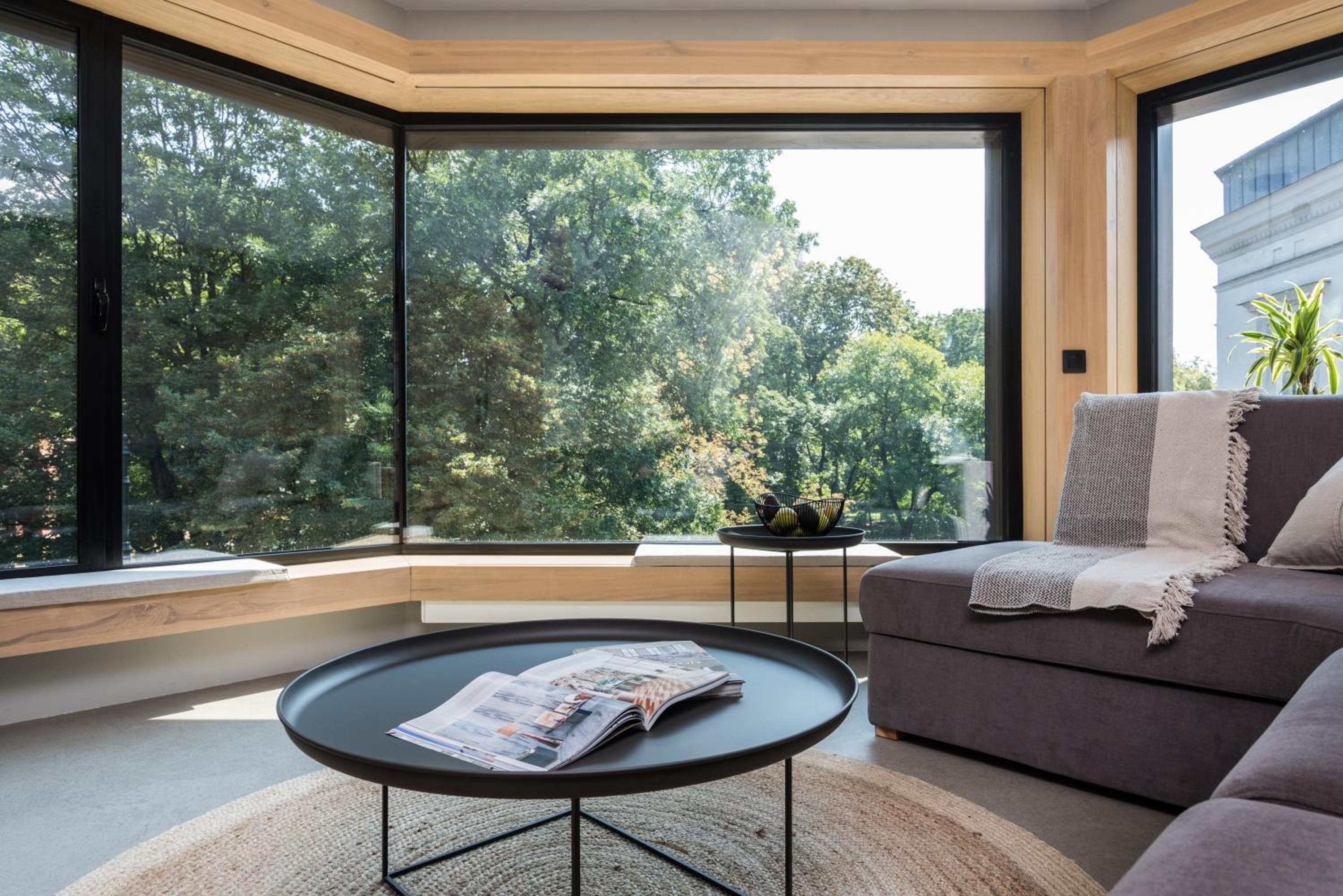 Academia Apartments view 4