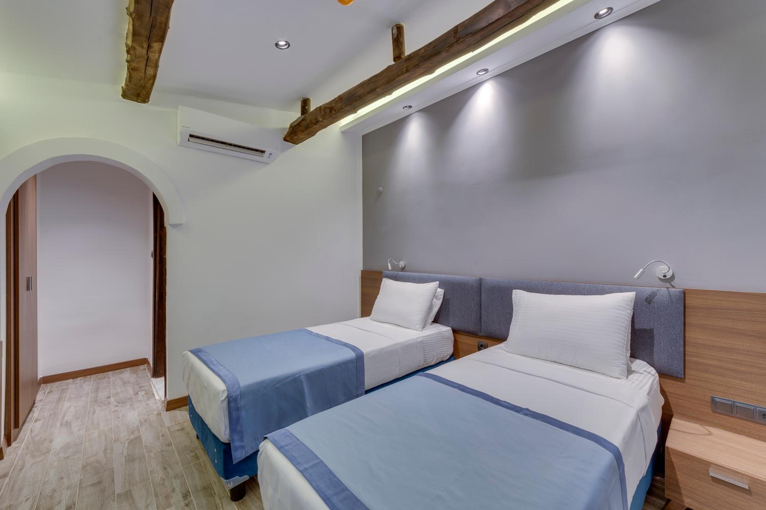 Risus Garden Marina Otel - Image 45