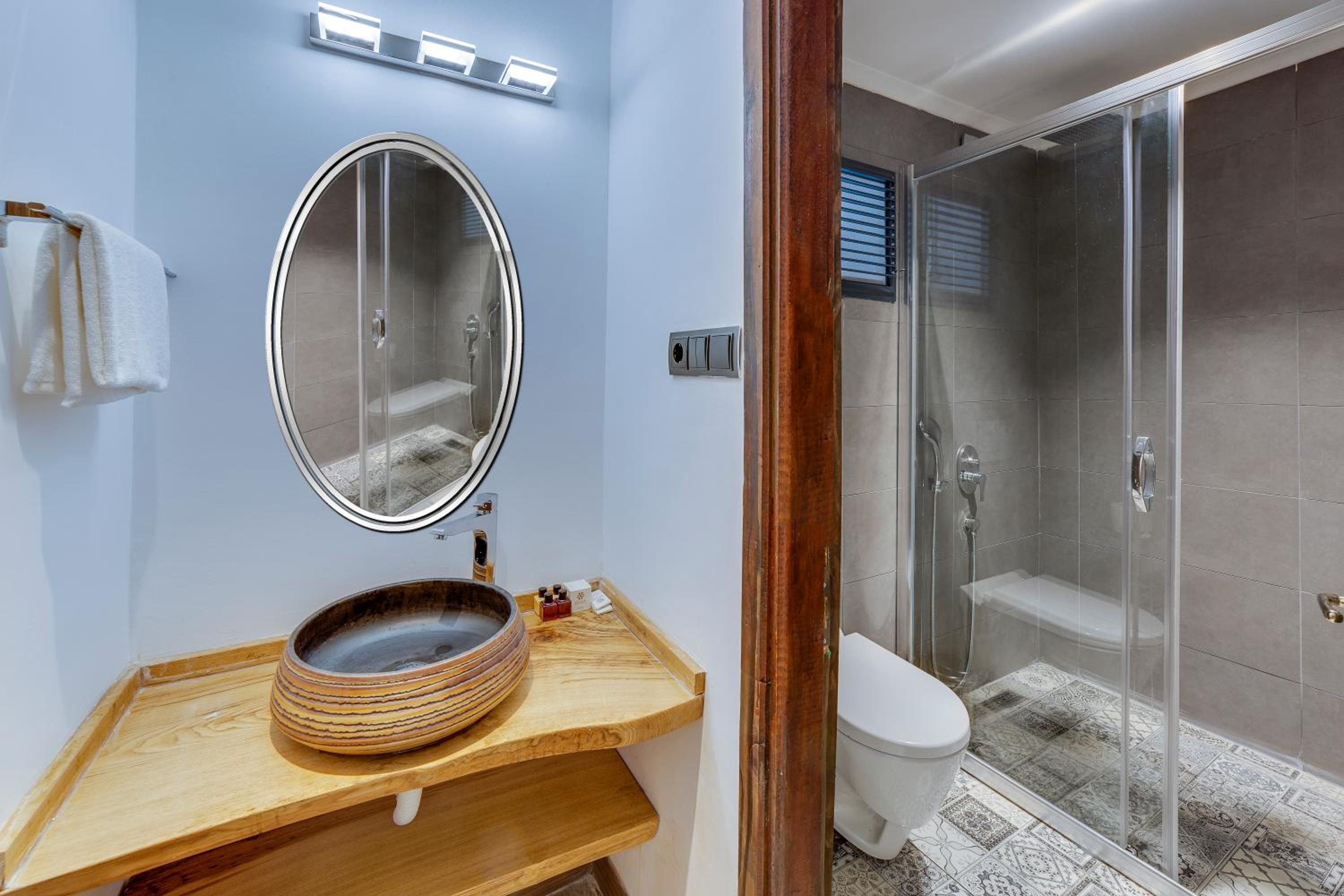 Risus Garden Marina Otel - Image 40
