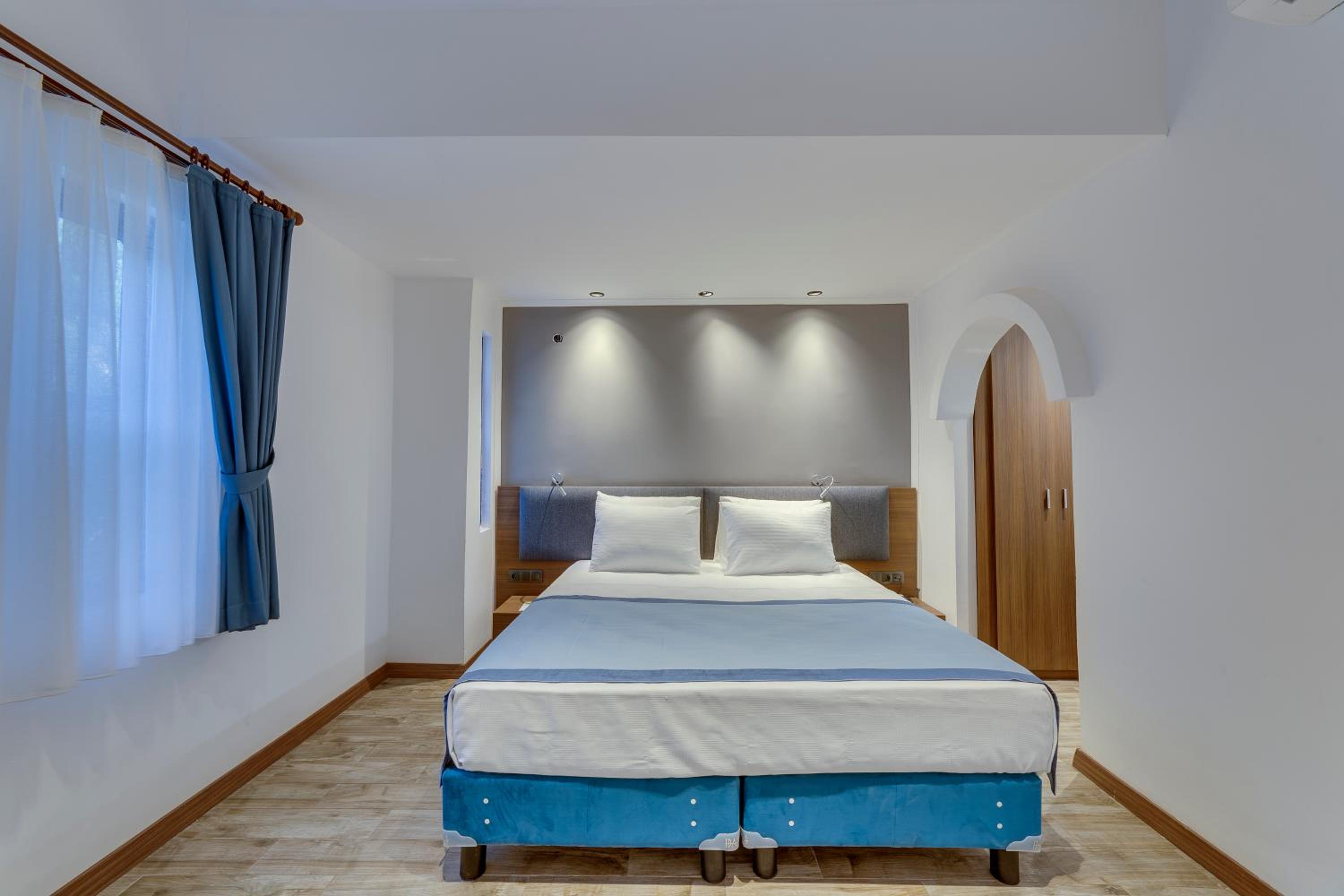 Risus Garden Marina Otel - Image 41