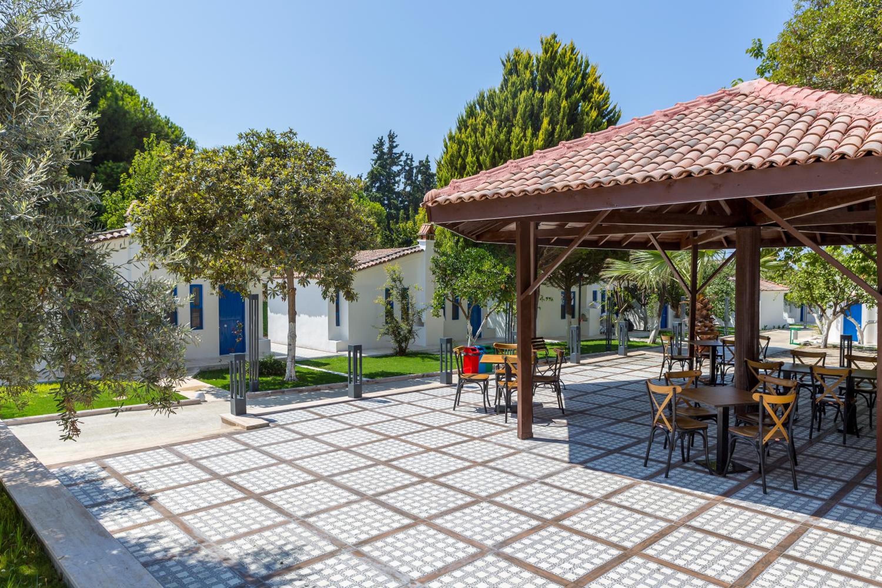 Risus Garden Marina Otel - Image 35