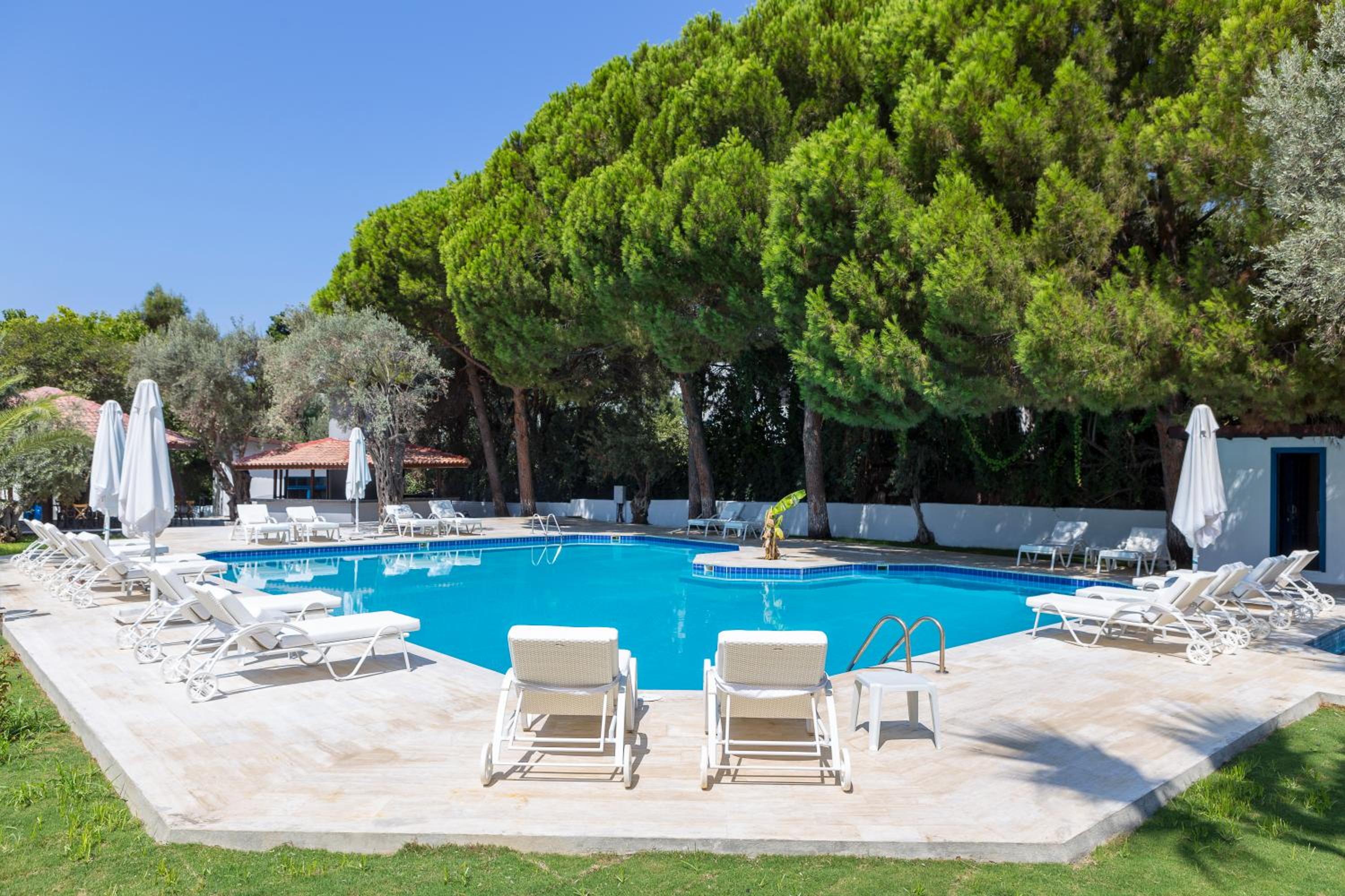 Risus Garden Marina Otel - Image 9